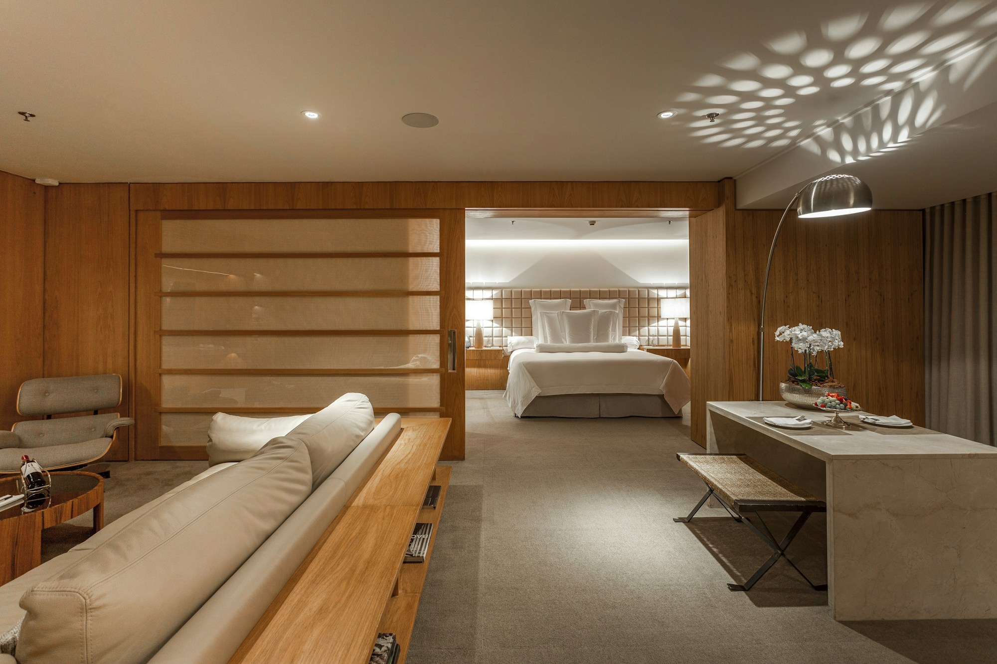 Emiliano Suite - Living & Dining Area