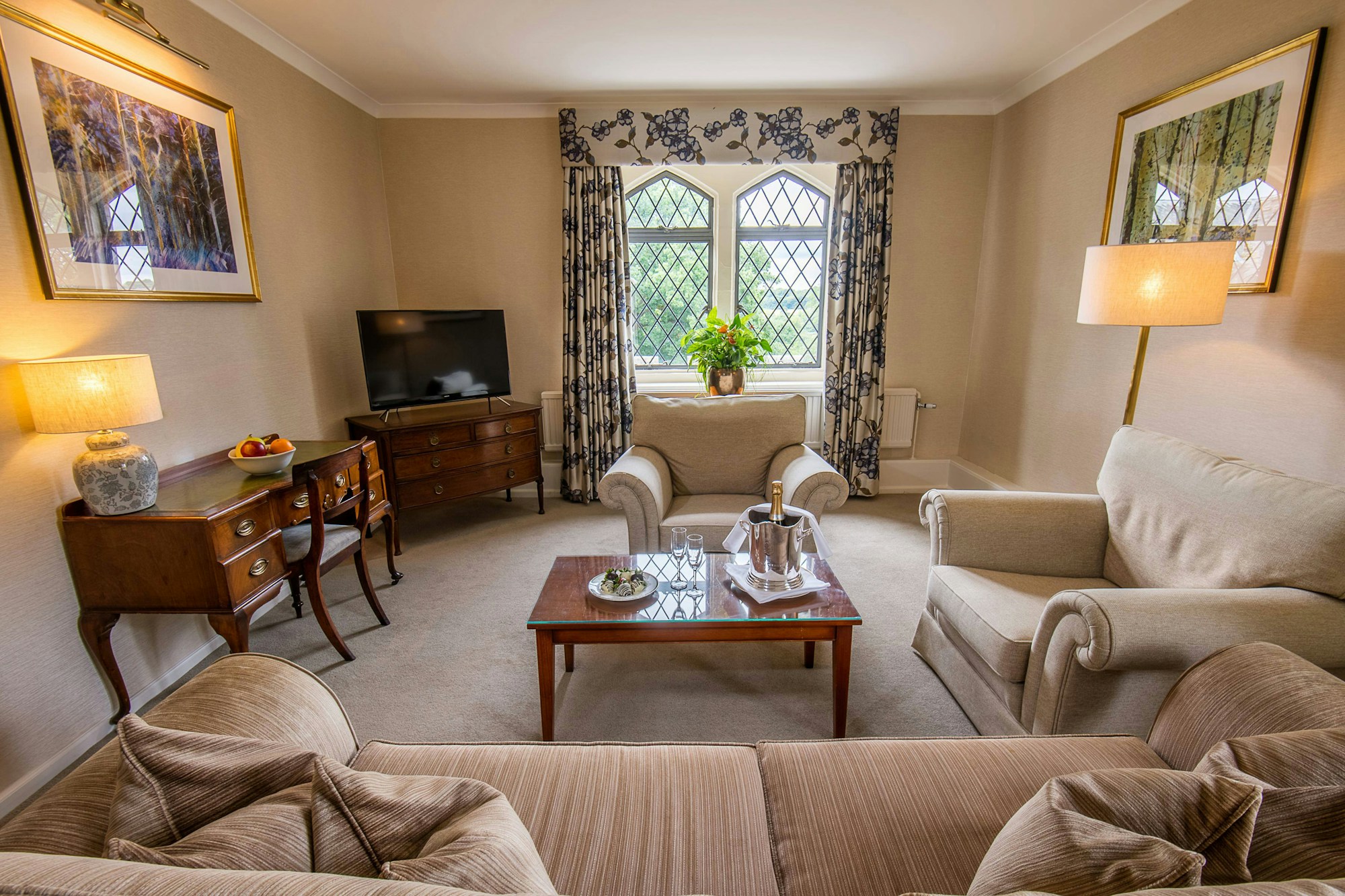 Master Suite Lounge