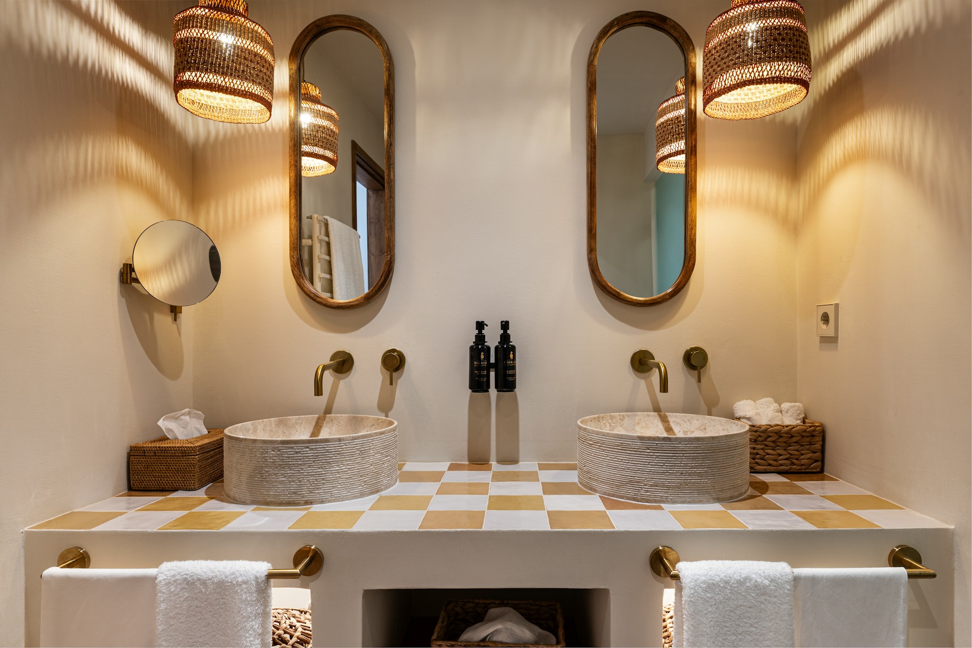 Vineyard Villa - Bathroom