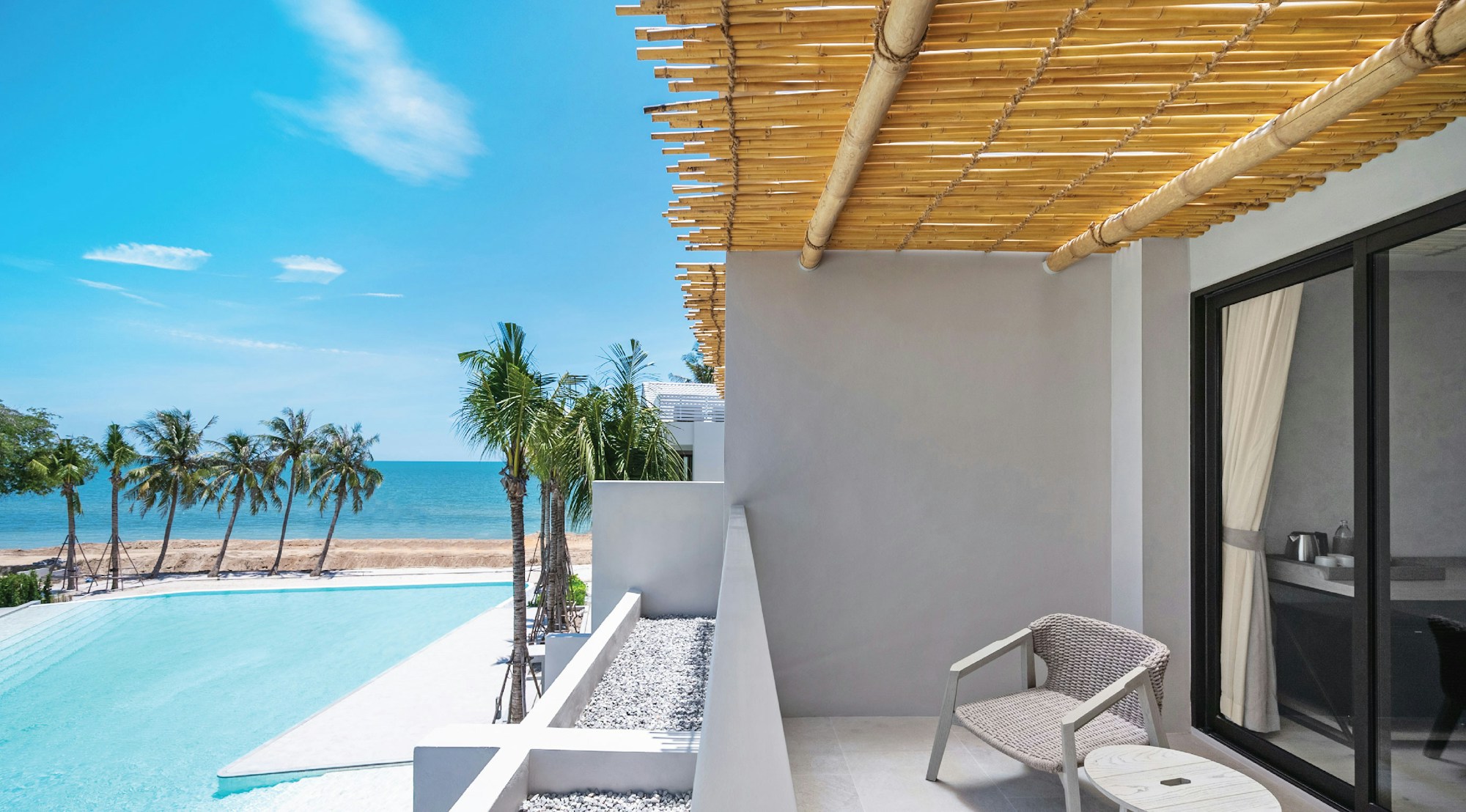 Deluxe Sea View - Balcony