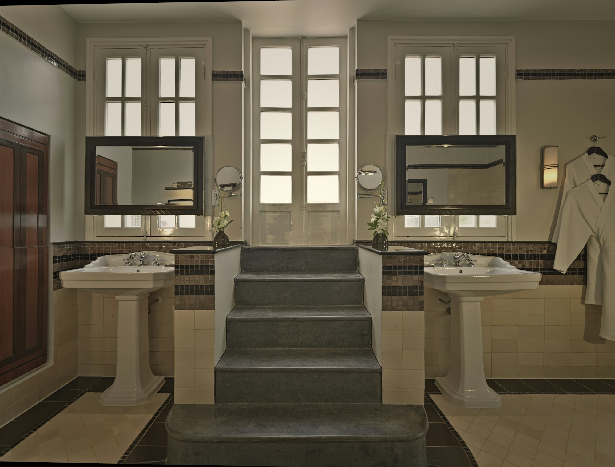 Resident Suite - Bathroom