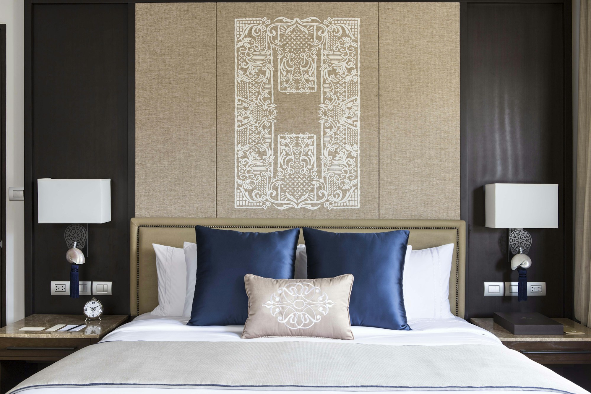 Junior Suite King - Bedroom