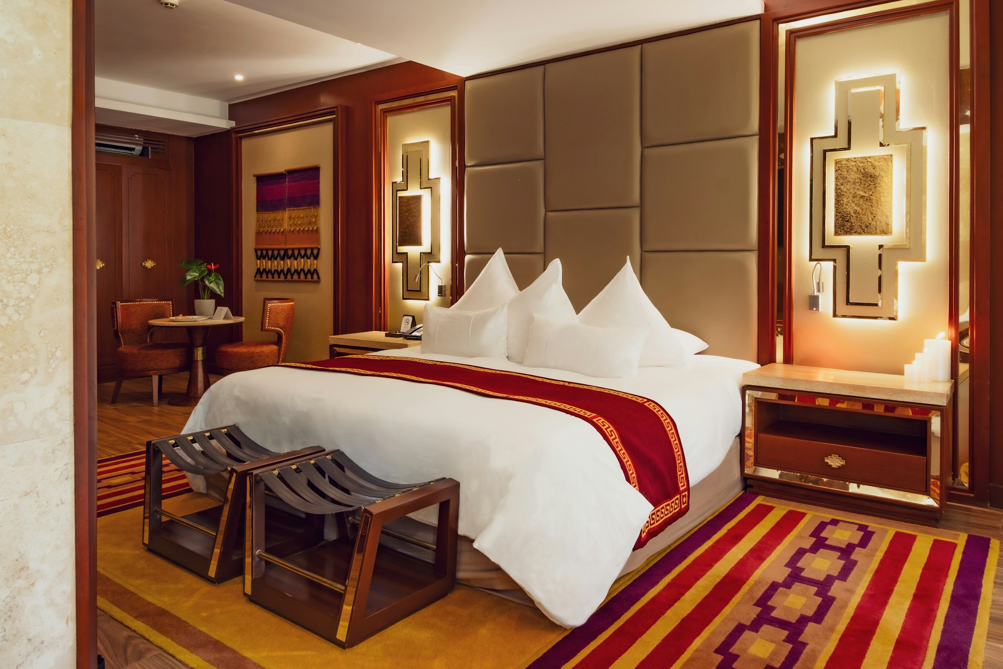 Junior Suite Deluxe, 1 King Bed River View - Bedroom