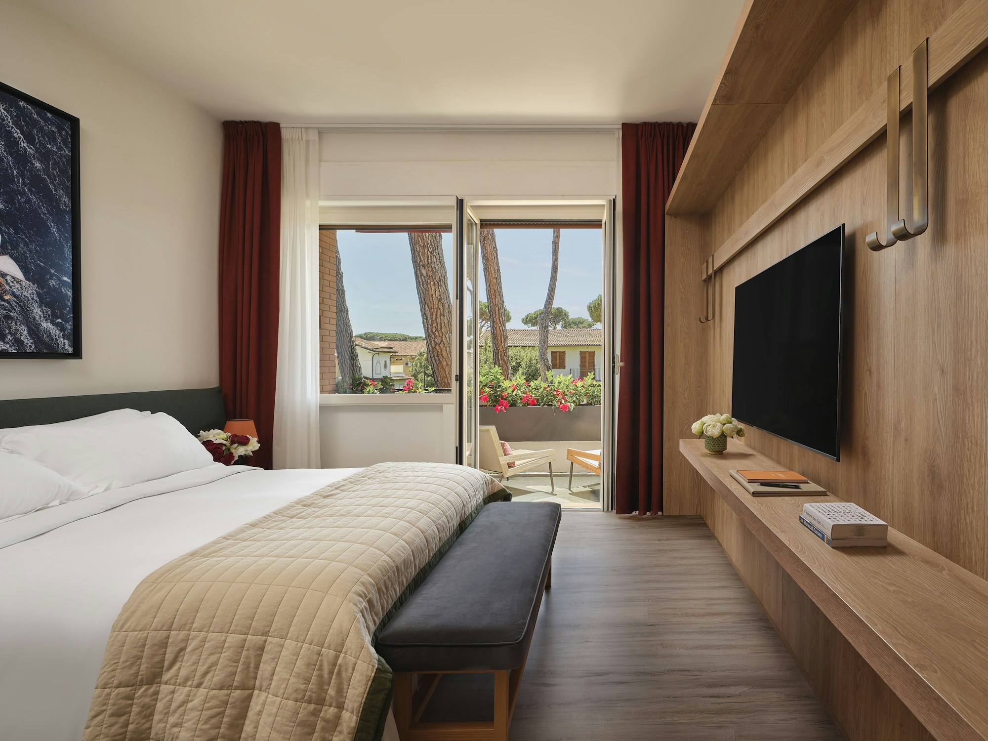 Deluxe Room with Terrace - Bedroom