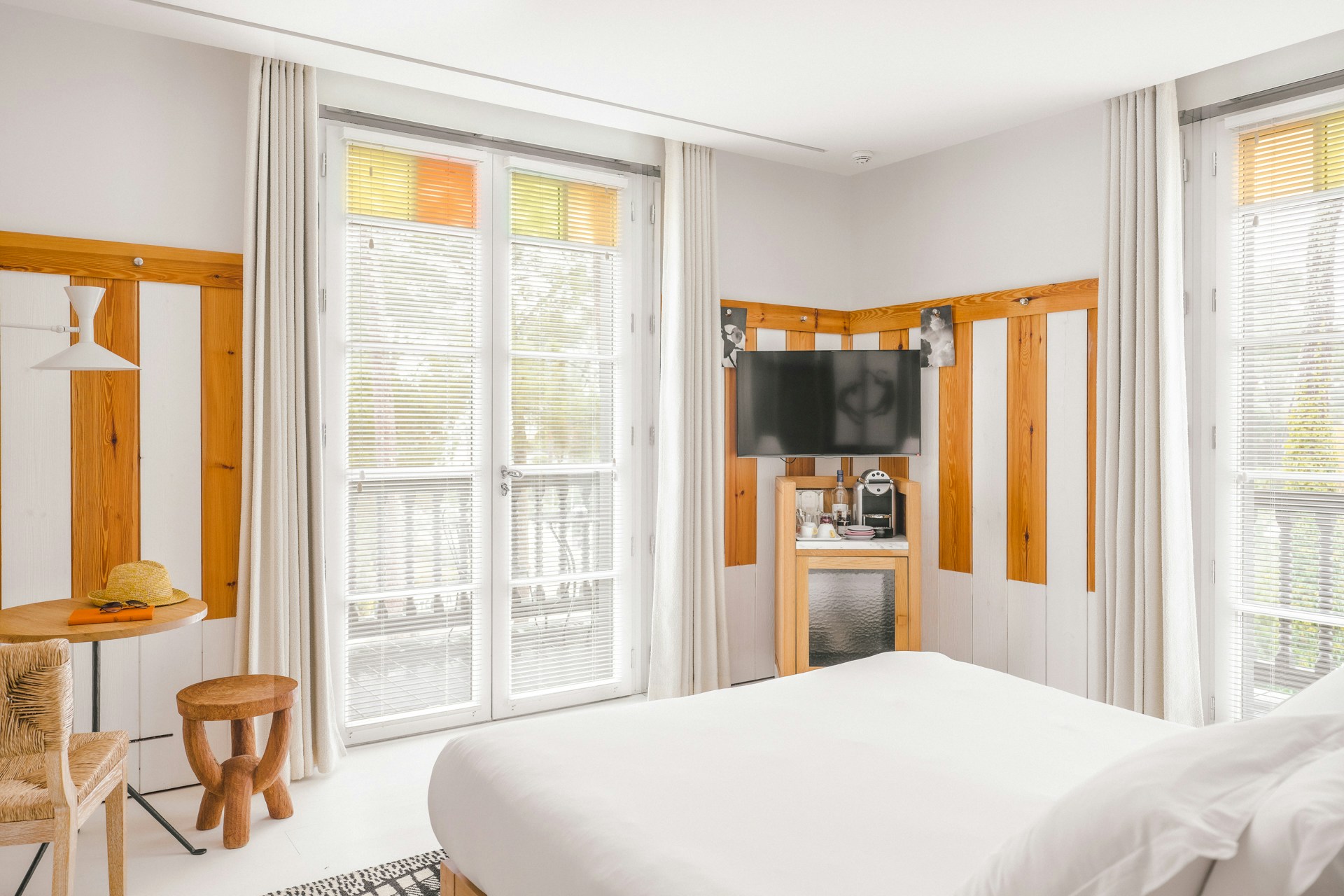Deluxe XL Room - Bedroom