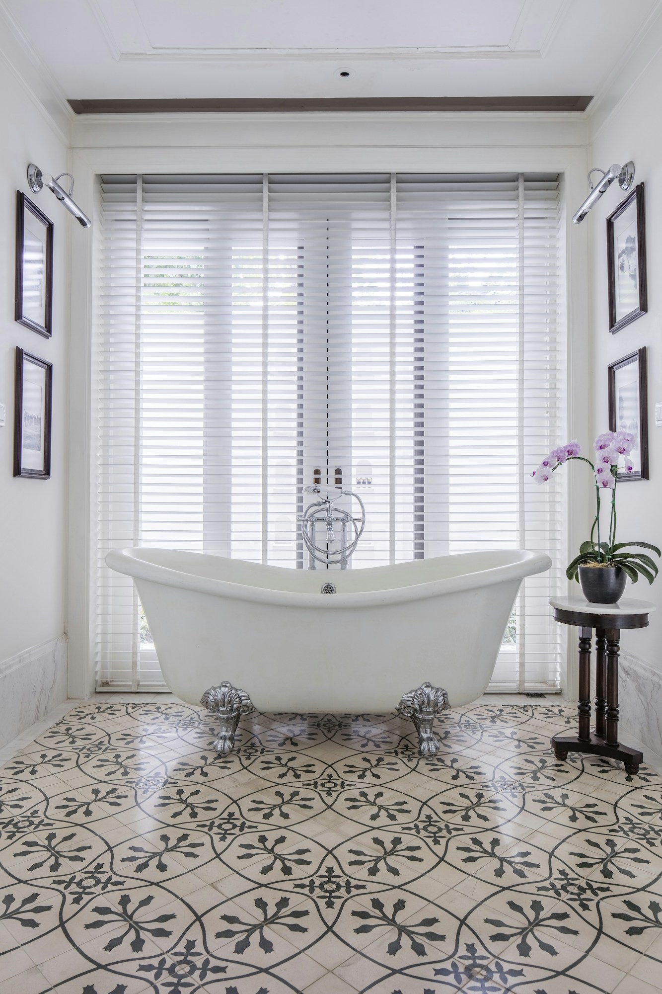 Rajah Brooke Suite - Bathroom