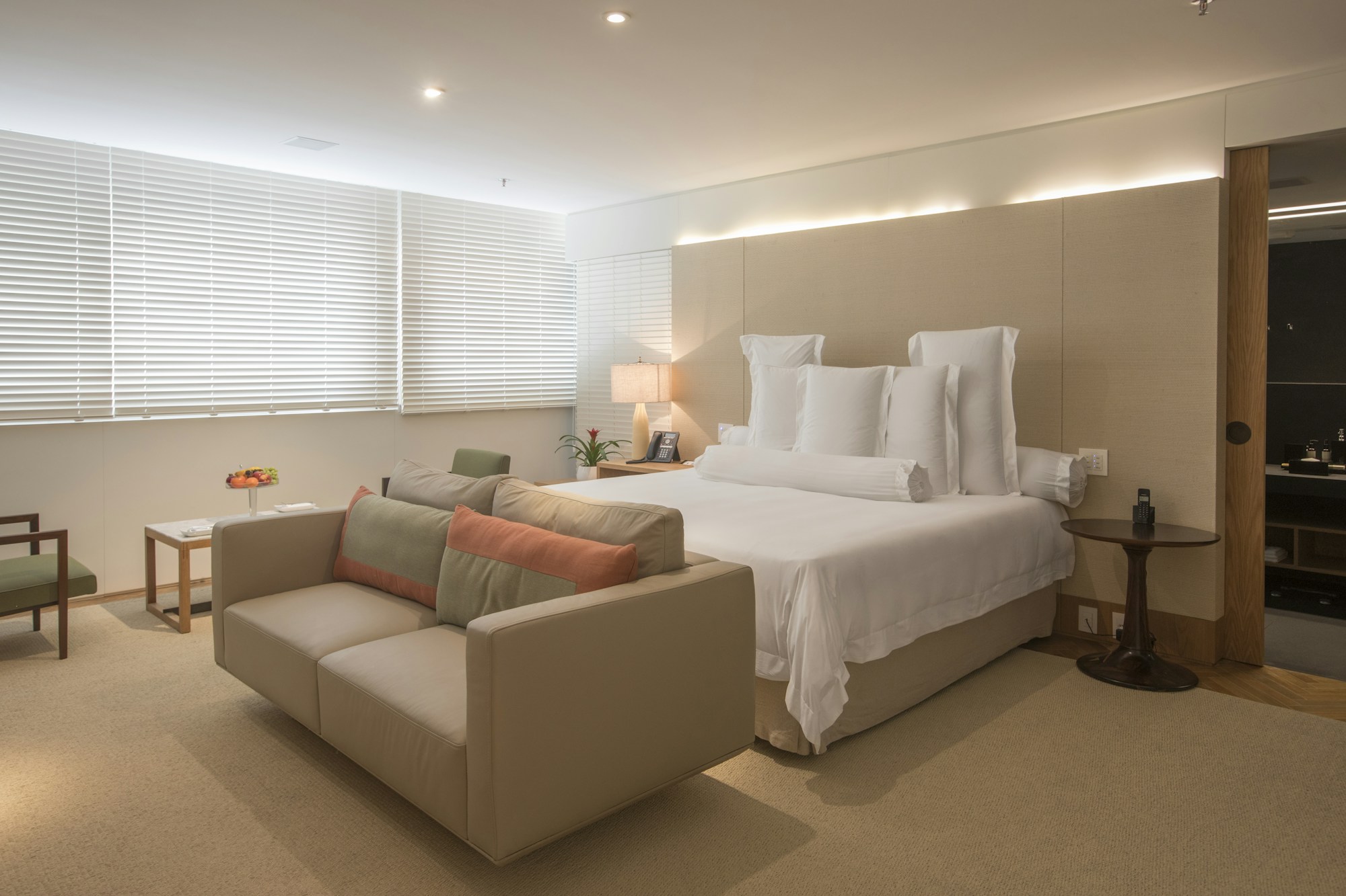 Courtyard Spa Suite
