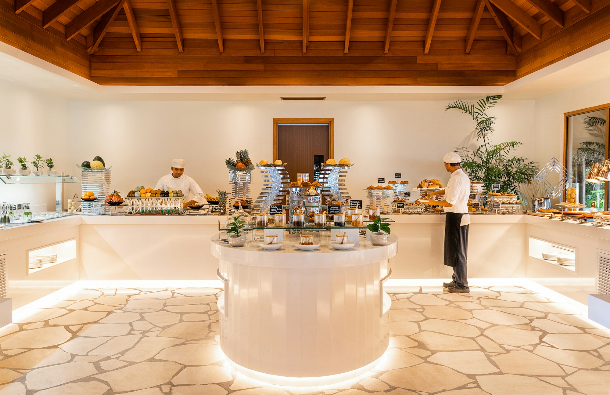 Celsius Restaurant - Breakfast Buffet