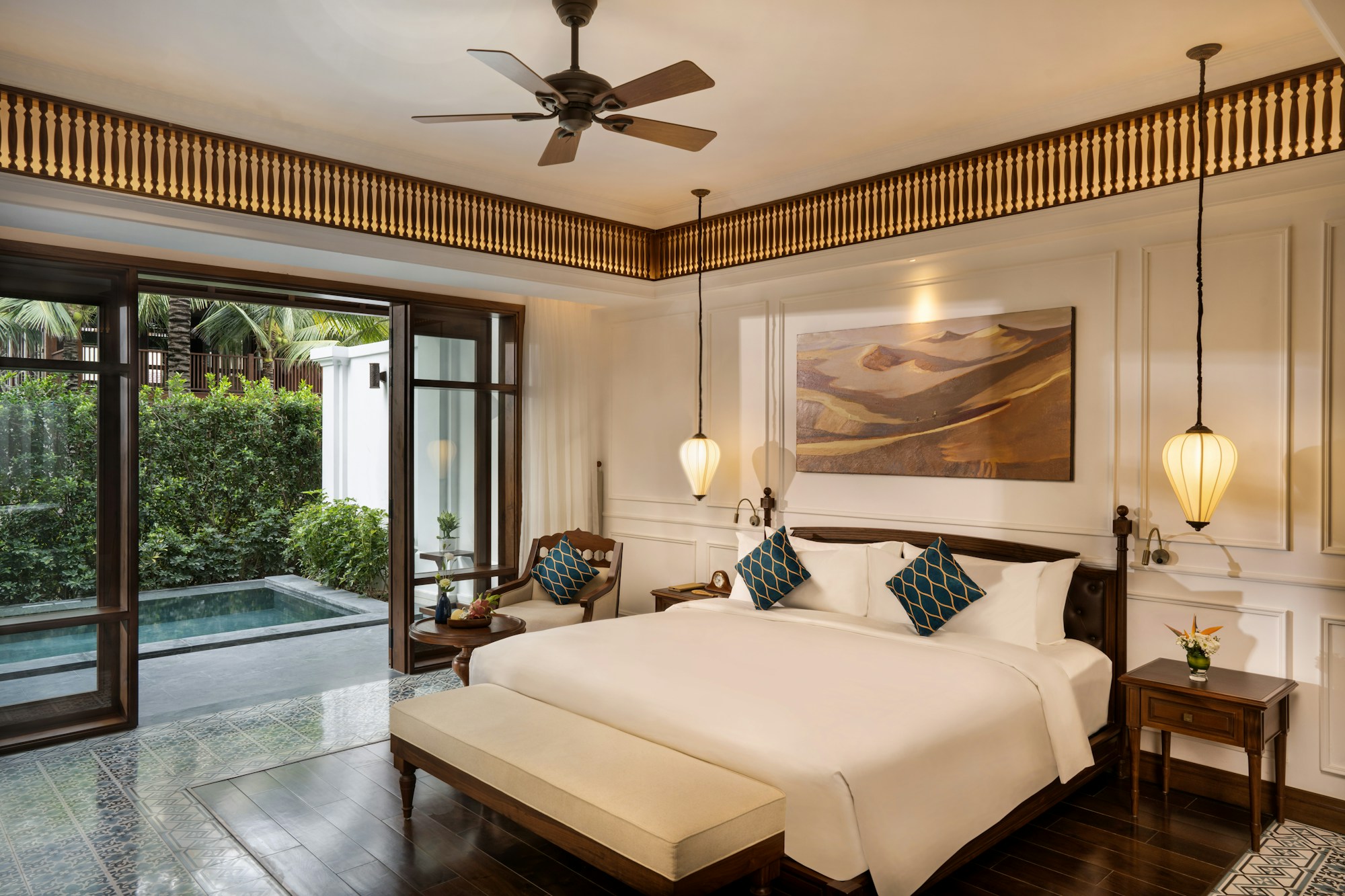 Private Pool Suite