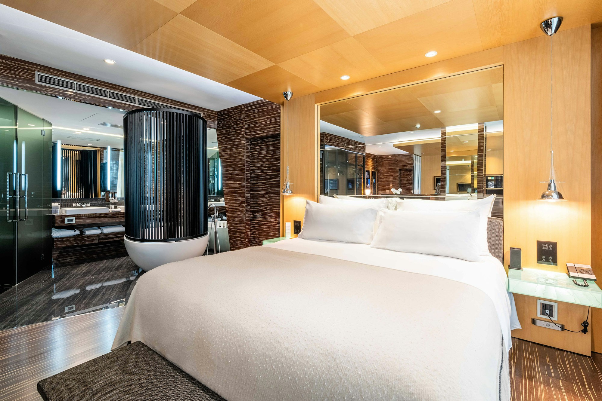 Deluxe Suite Harbour View