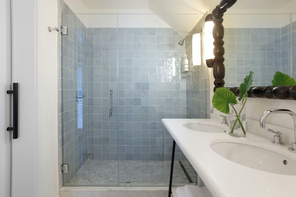 King Suite with Soaking Tub - Bathroom