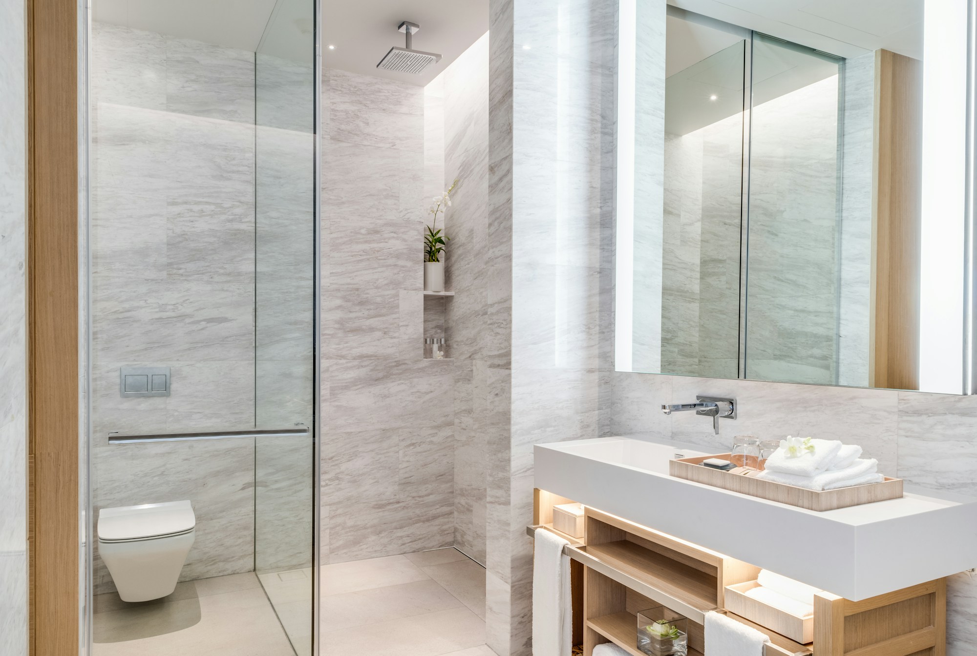 Azure Suite - Bathroom