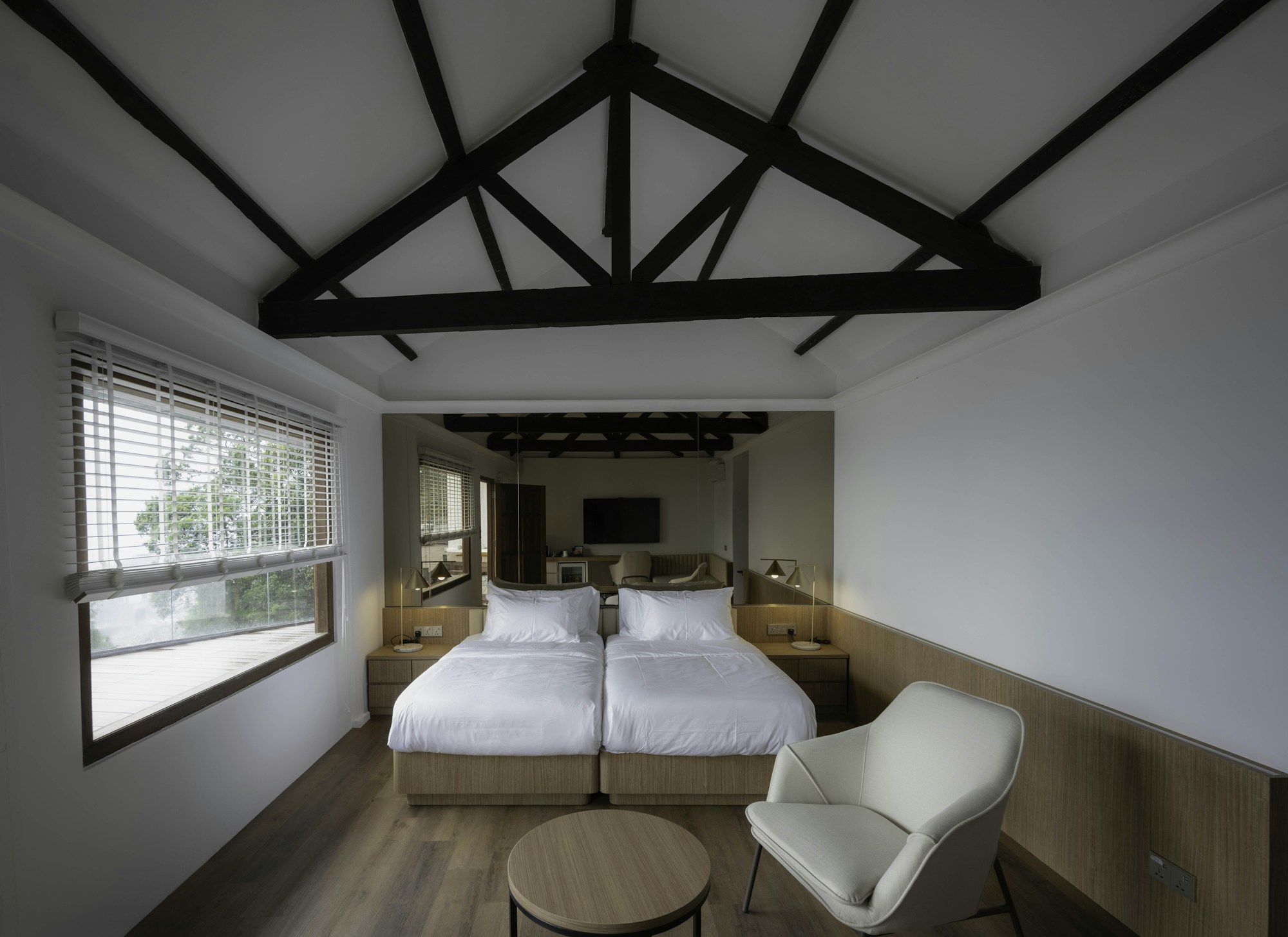 Tiger Orchid - Bedroom