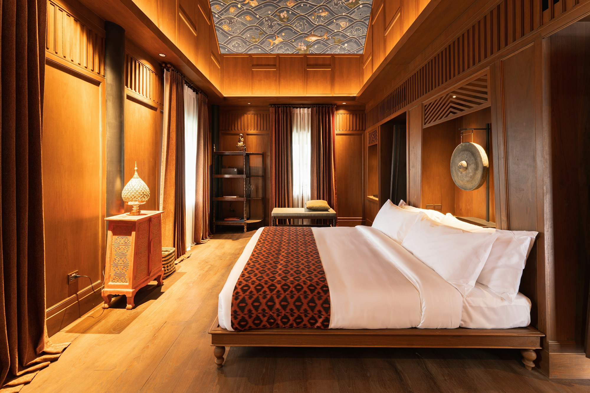 River Front Suite - Bangkok Noi Suite Bedroom