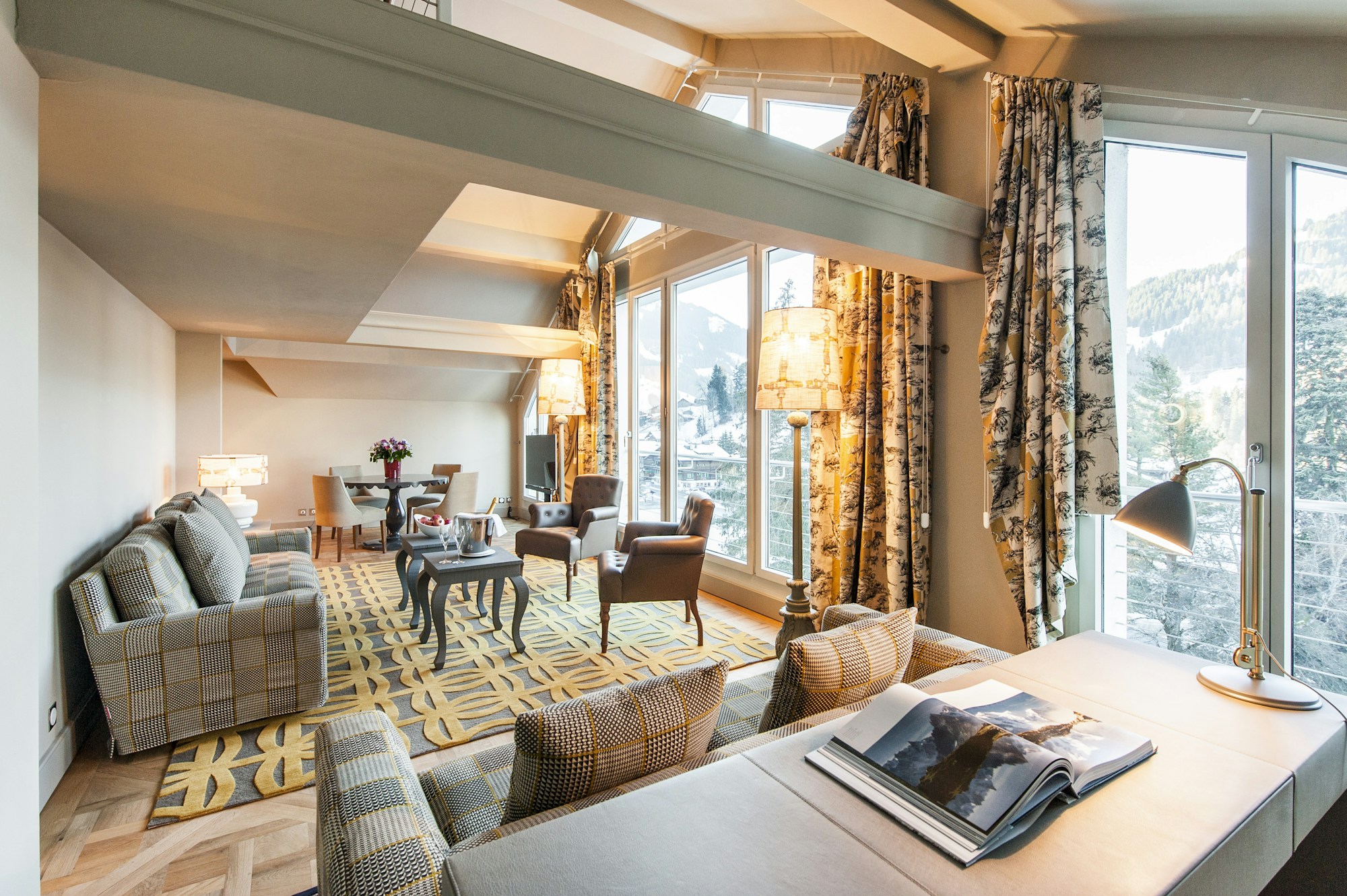Le Grand Bellevue Suite - Living Area