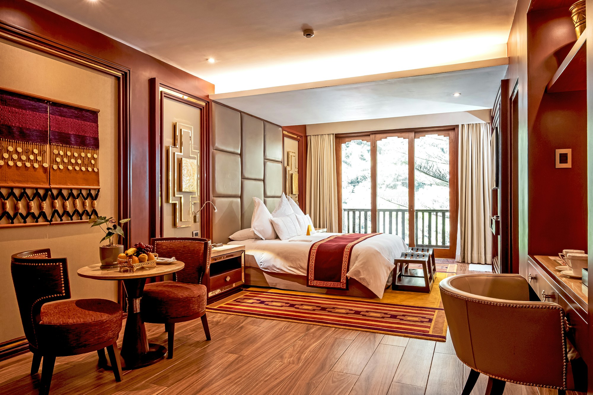 Junior Suite Deluxe, 1 King Bed River View - Bedroom