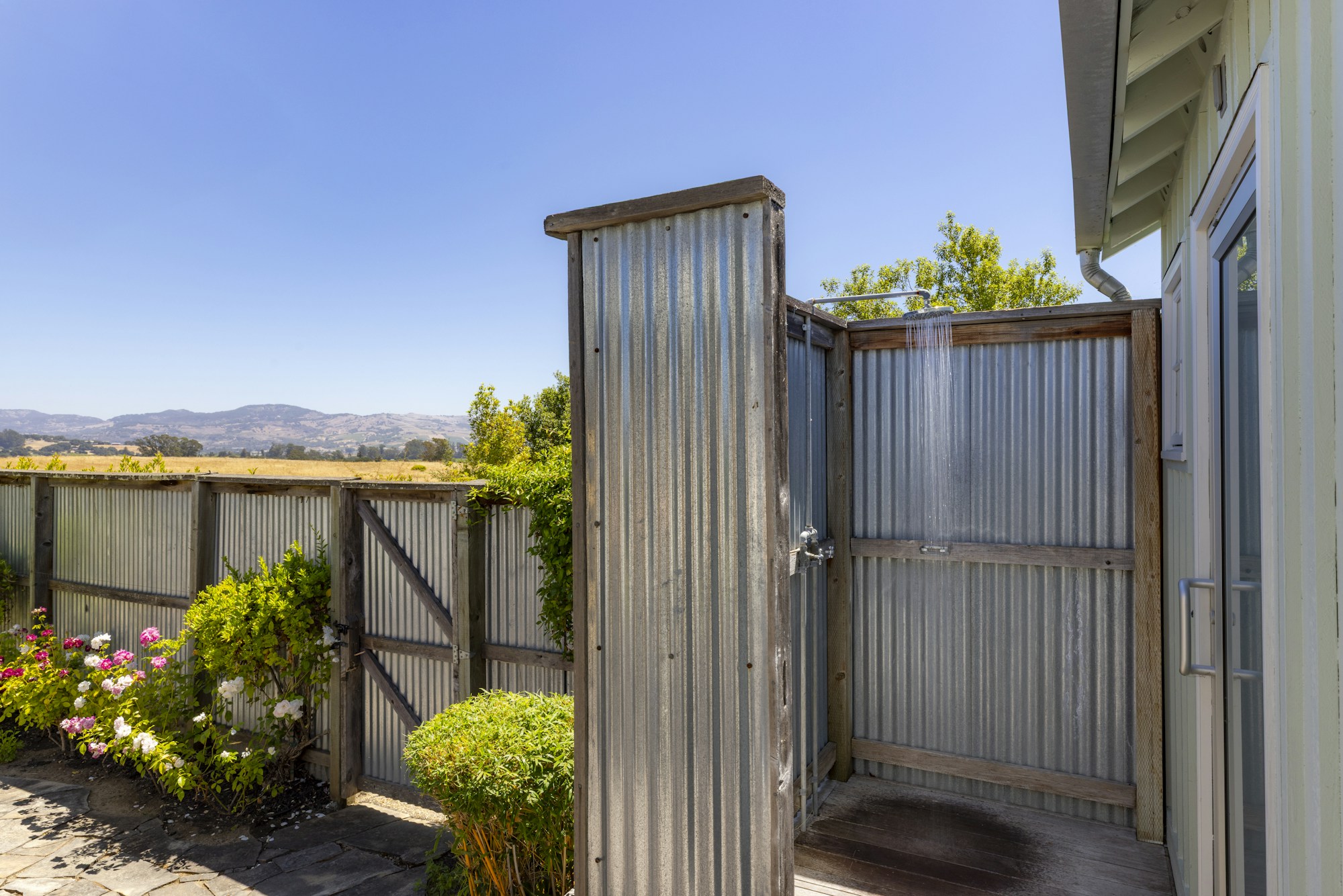 Carneros Signature Outdoor Shower