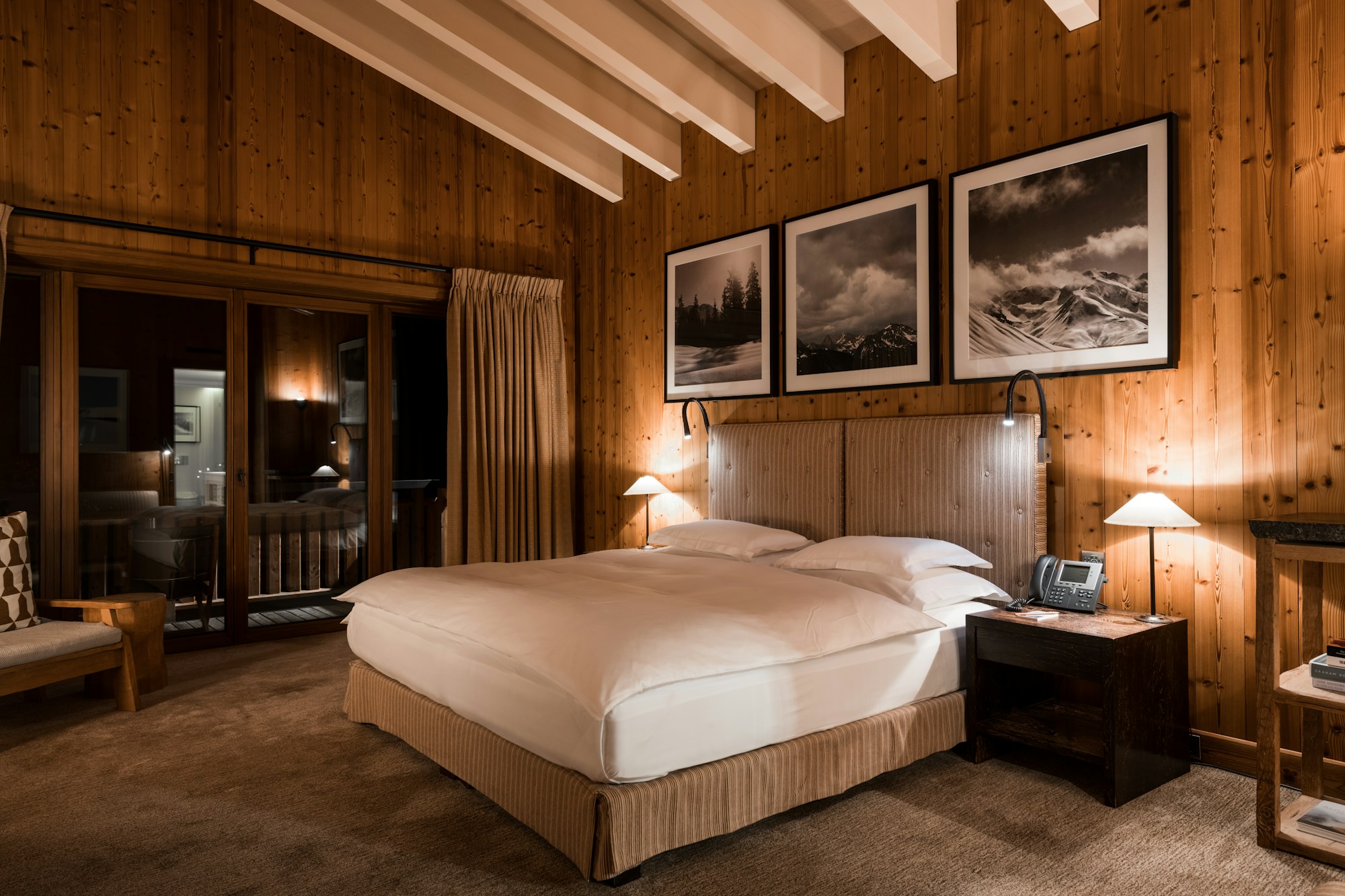 Top Deluxe Double Room - Bedroom