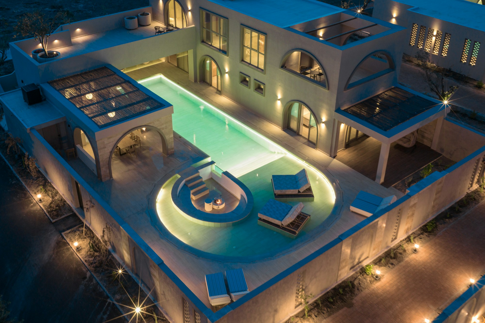Grand Royal Villa - Pool