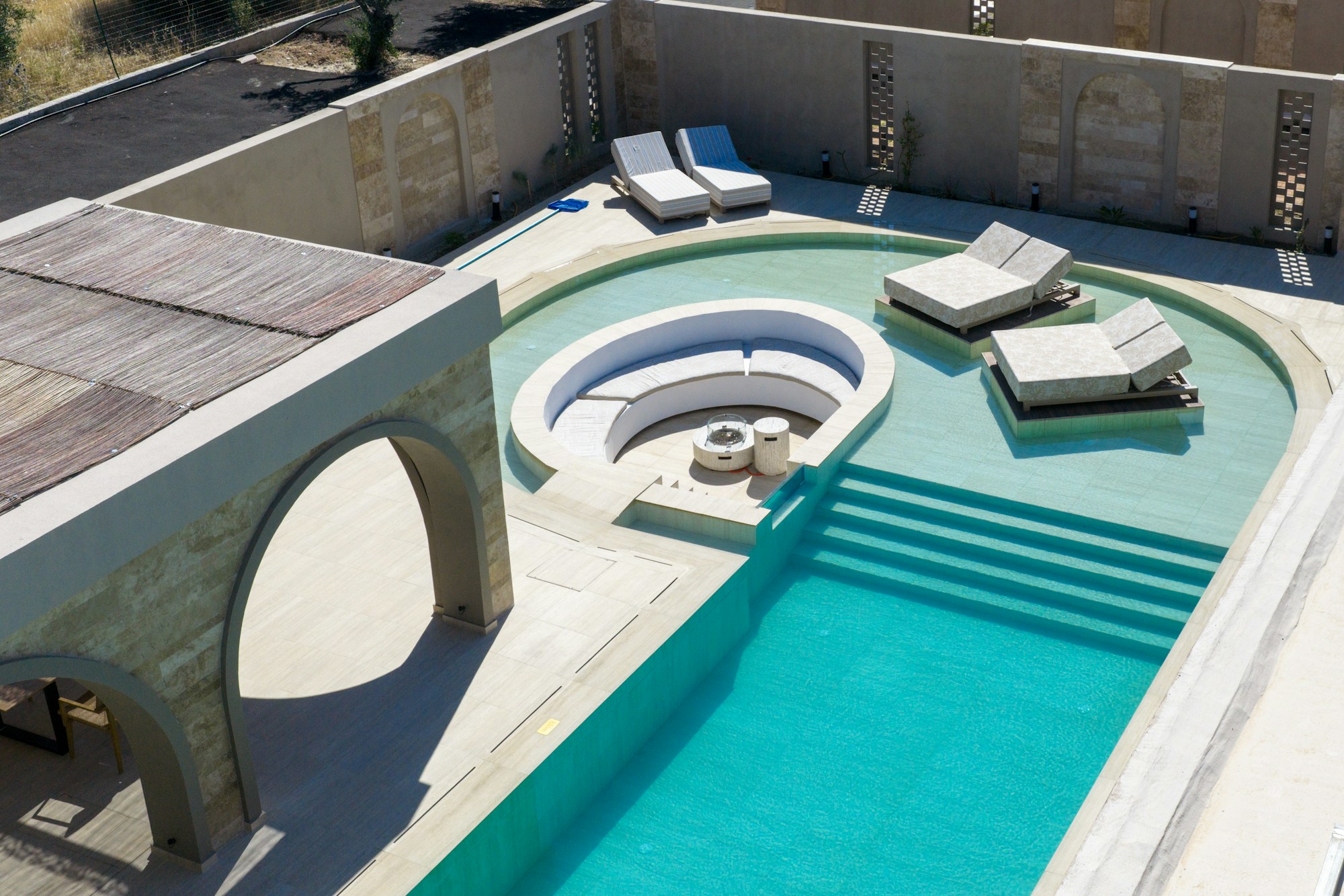 Royal Villa - Pool