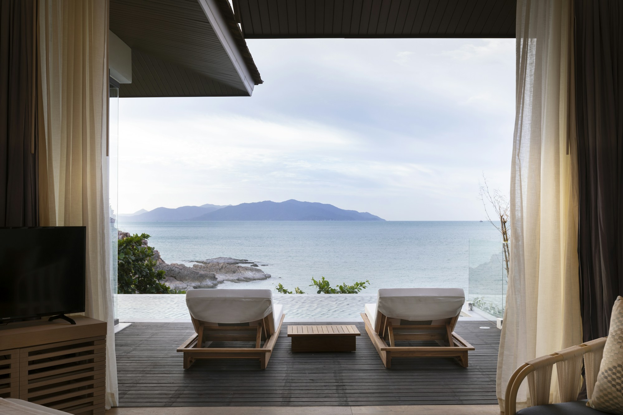 Ocean View Pool Villa - Deck