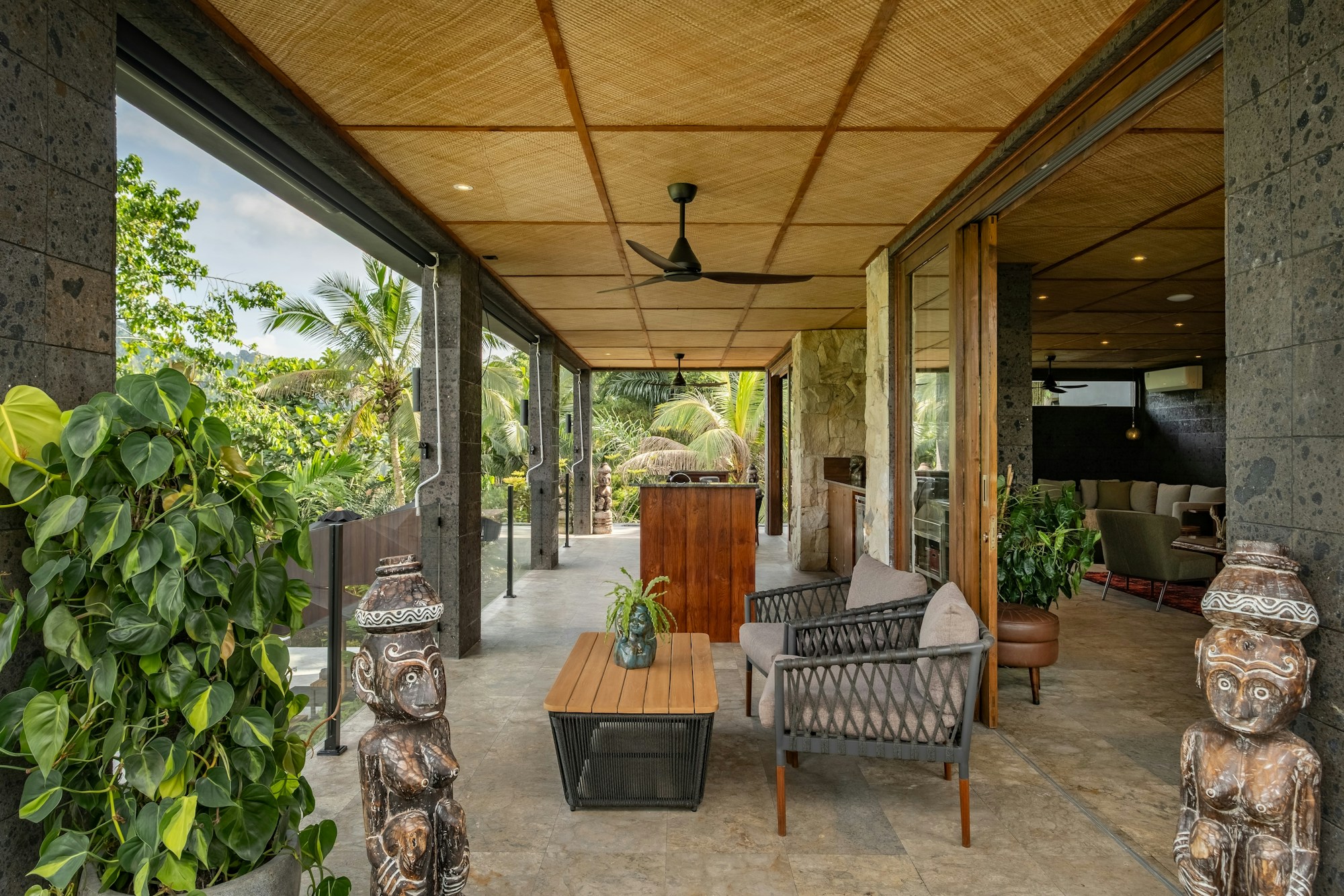 Pool Bar - Wellness Side