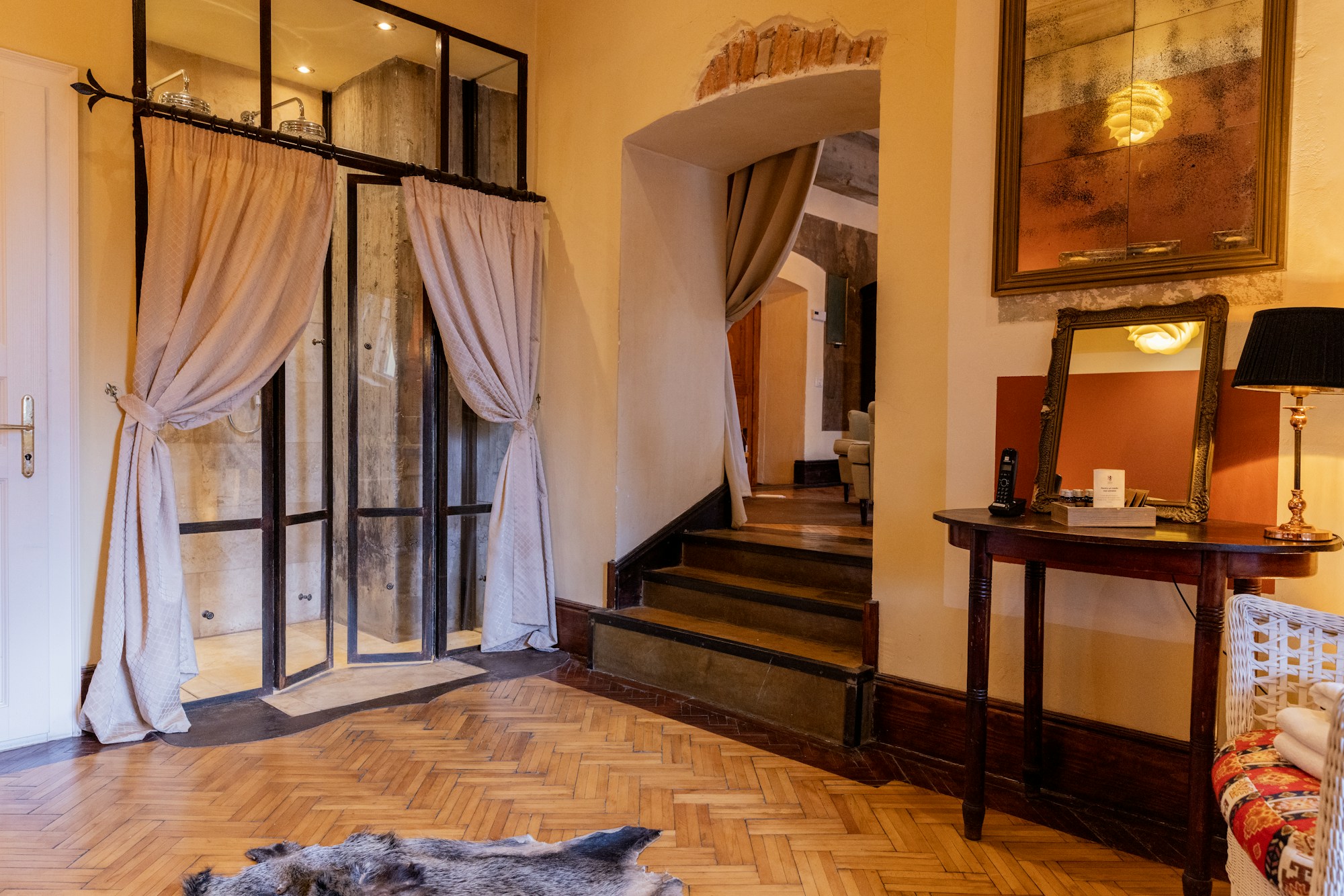 New Castle Junior Suite - Room Details