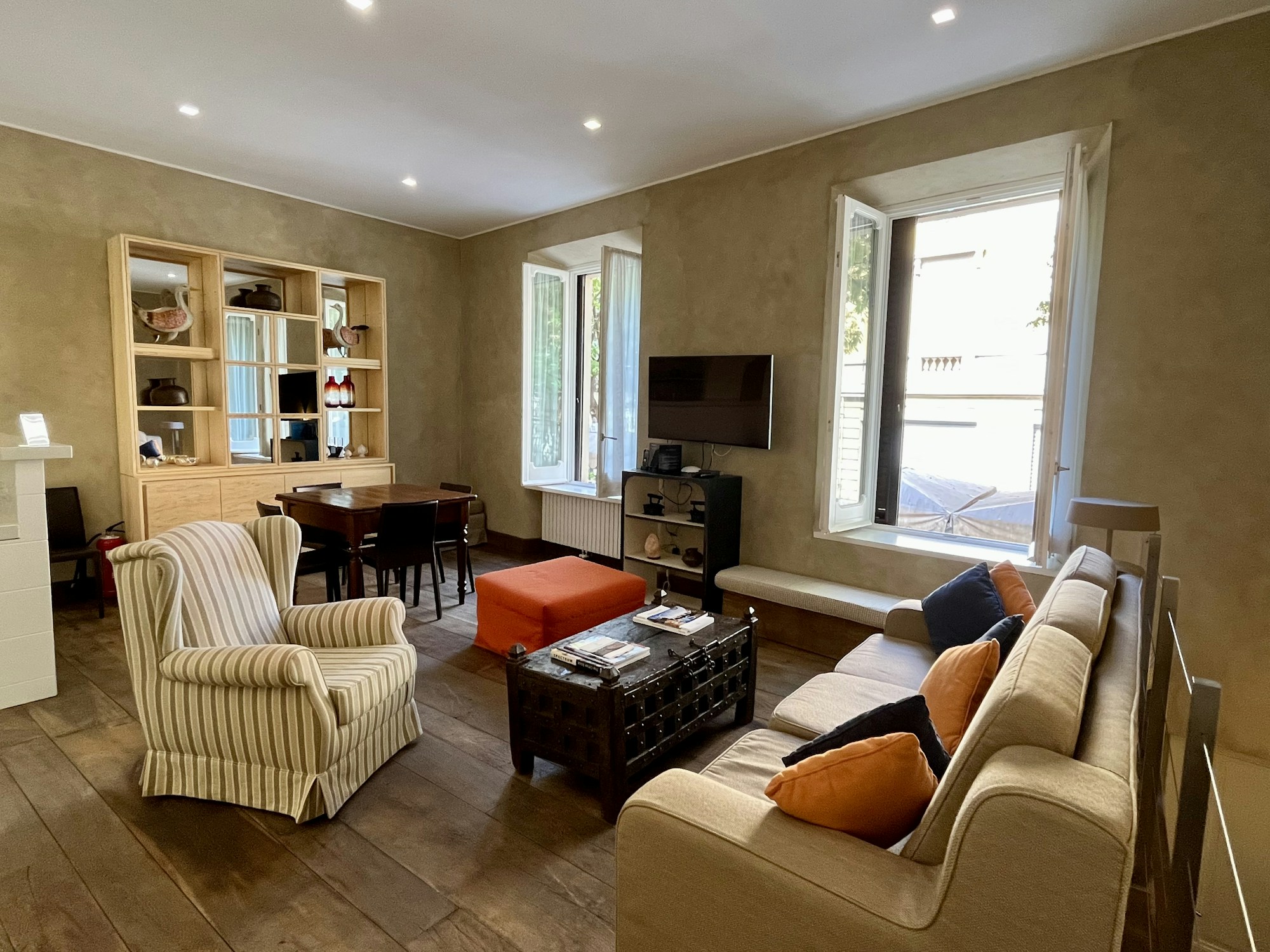 Aventino Apartment - Living Room