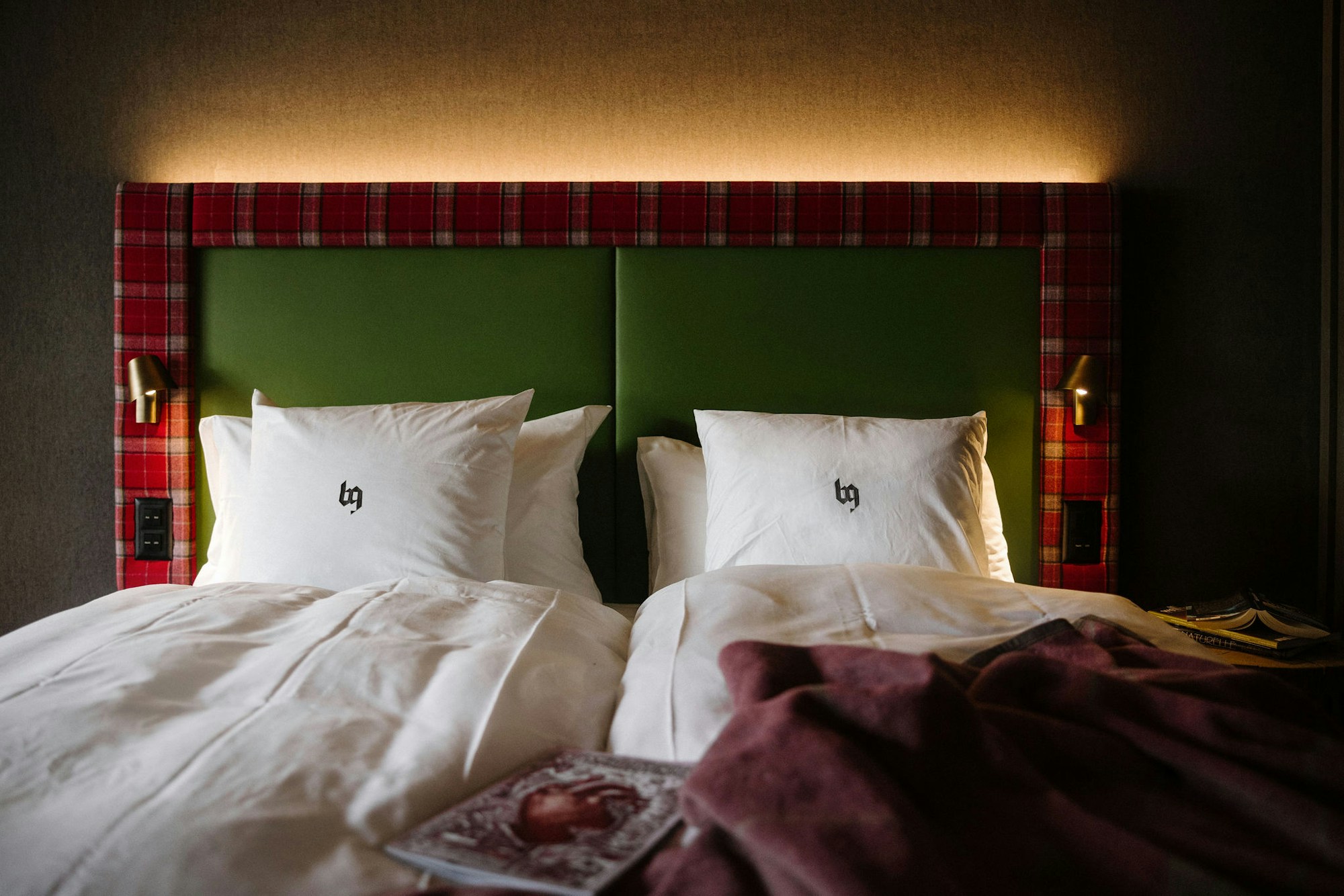 Essential King Room - Bedroom
