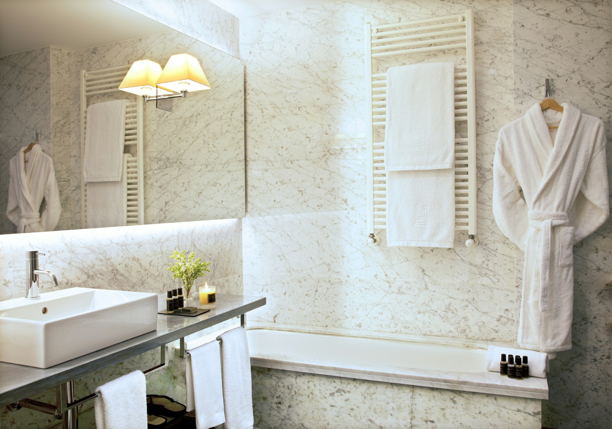 Family Room - Bathroom
