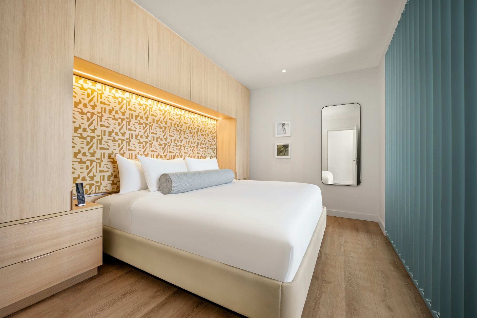 Dawn Rise Suite - Bedroom