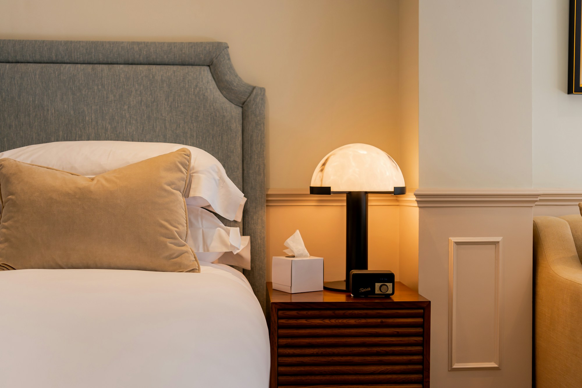 Cotswold Room Accessible - Bedroom