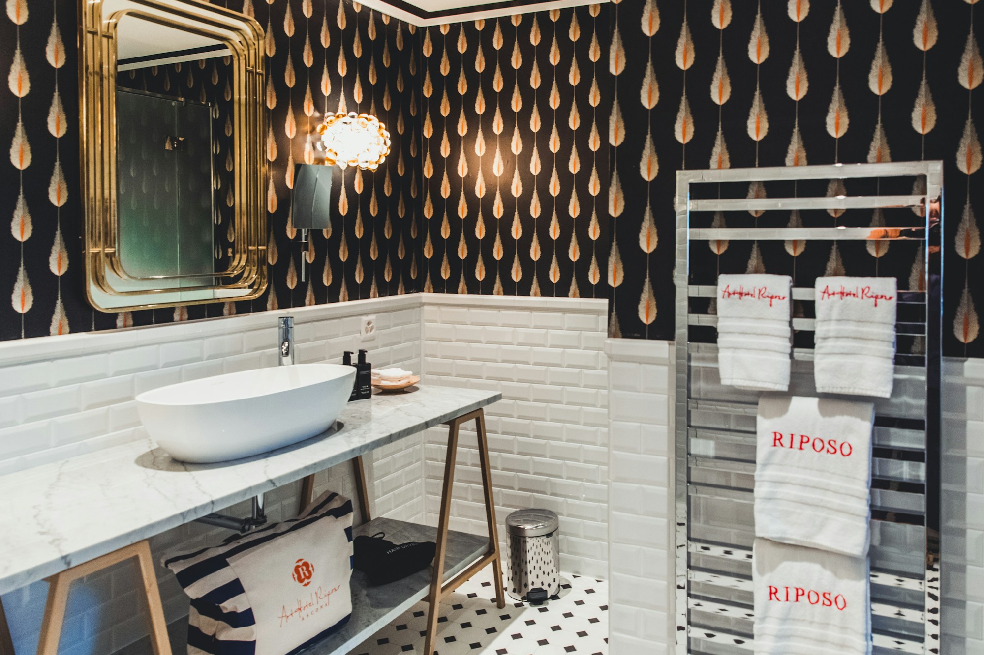 Studio - Bathroom