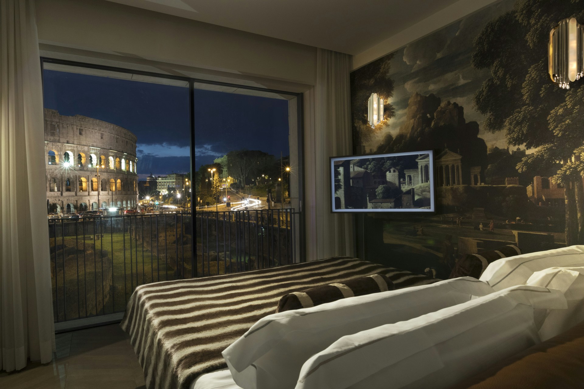 Grand View J Suite - Bedroom