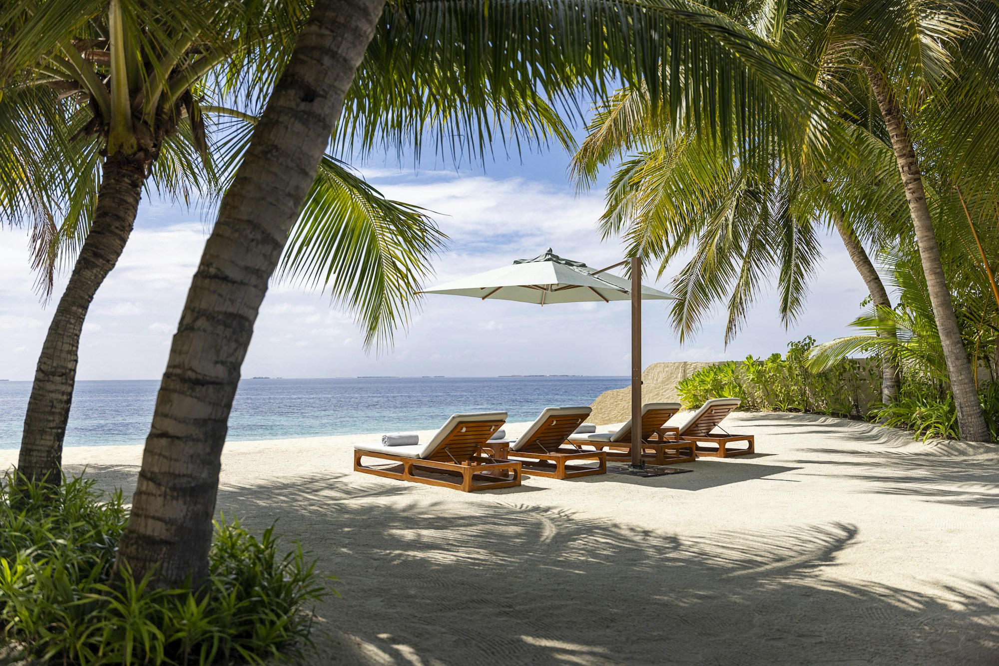 Three Bedroom Beach Pavilion with Pool - Beachfront