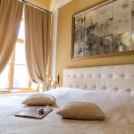 New Castle Chamber Room - Bedroom