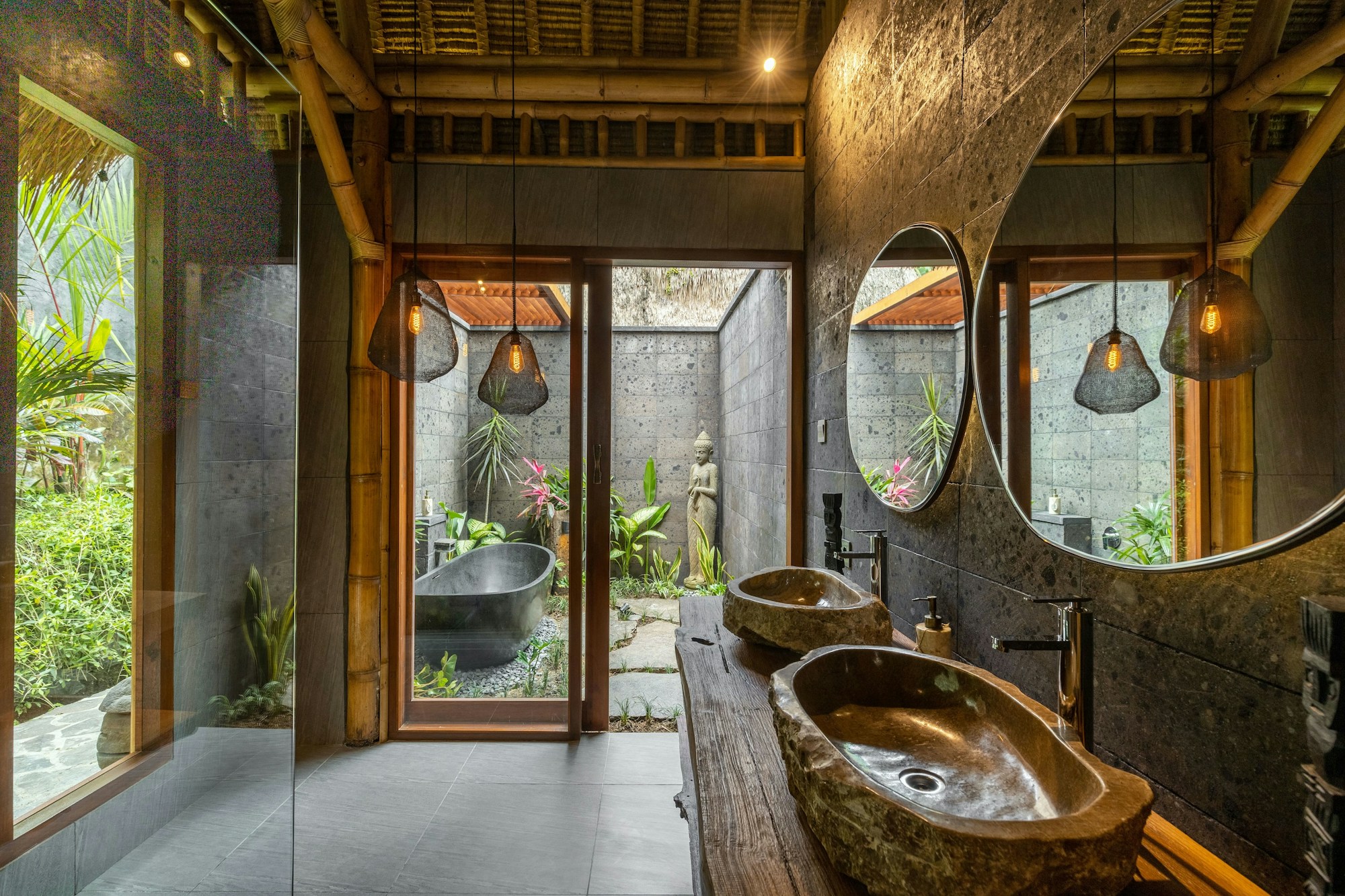 Alila Villa - Bathroom