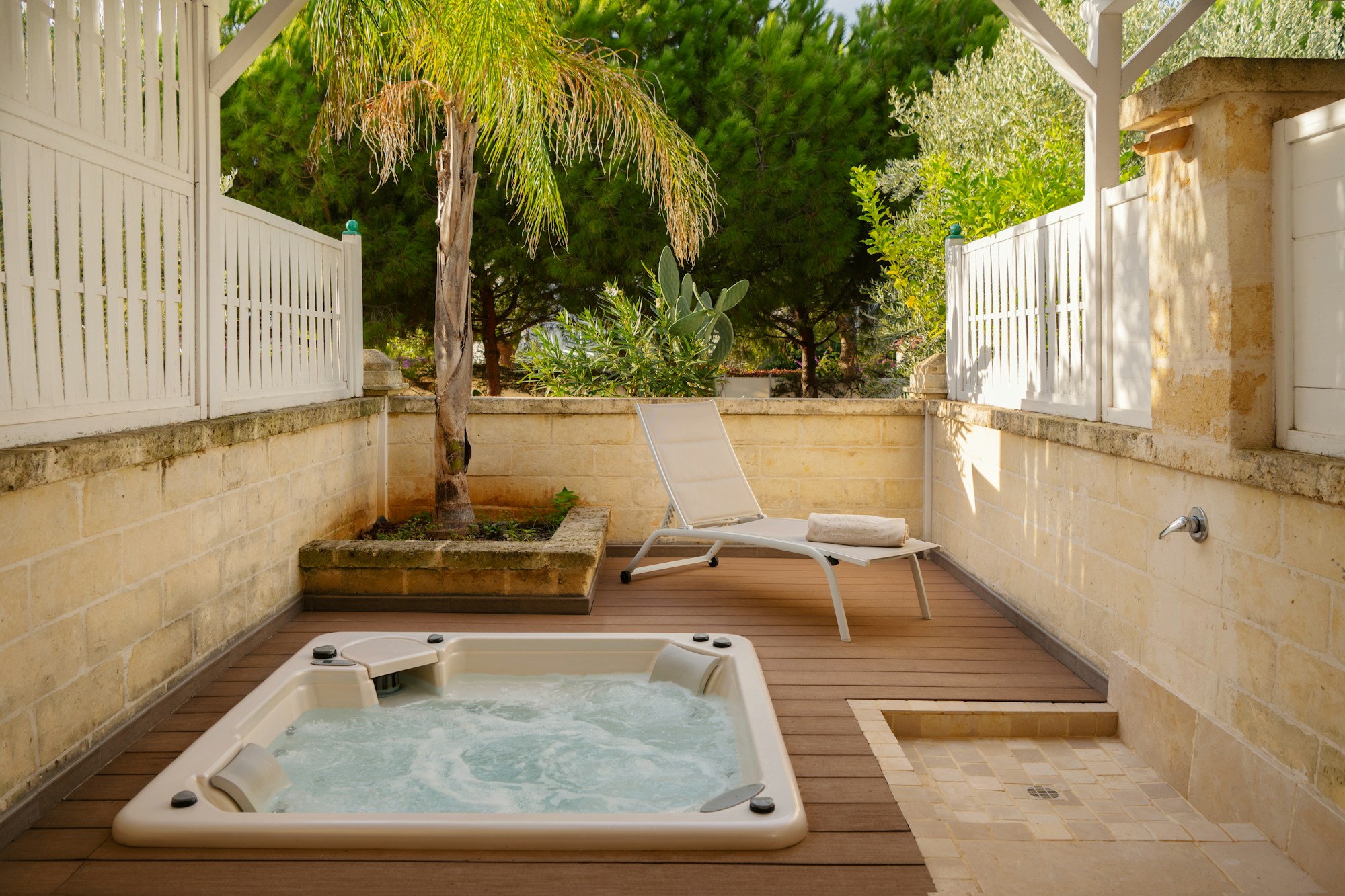 Superior Plus Room - Jacuzzi & Patio