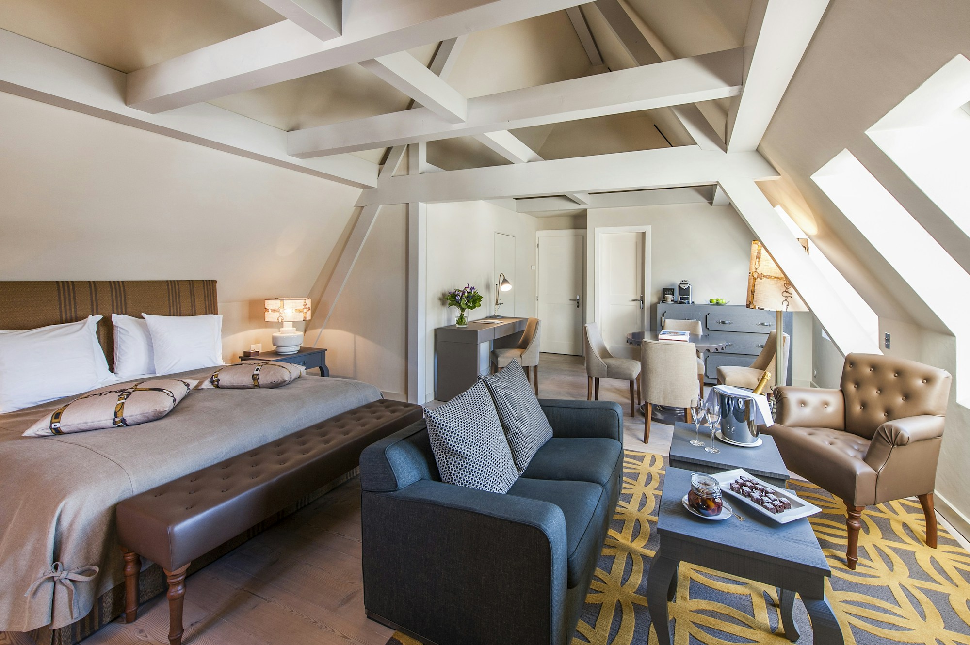 Sommet Suite - Bedroom