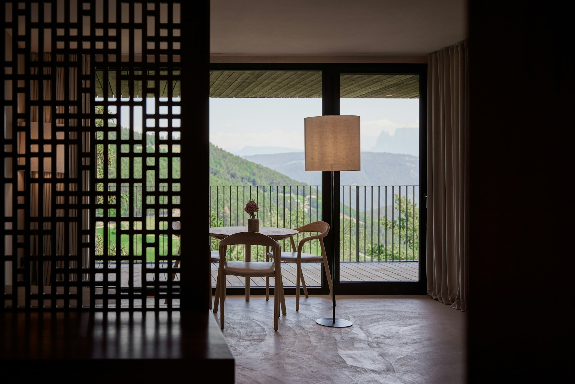 Saltus Suite - Dining Area