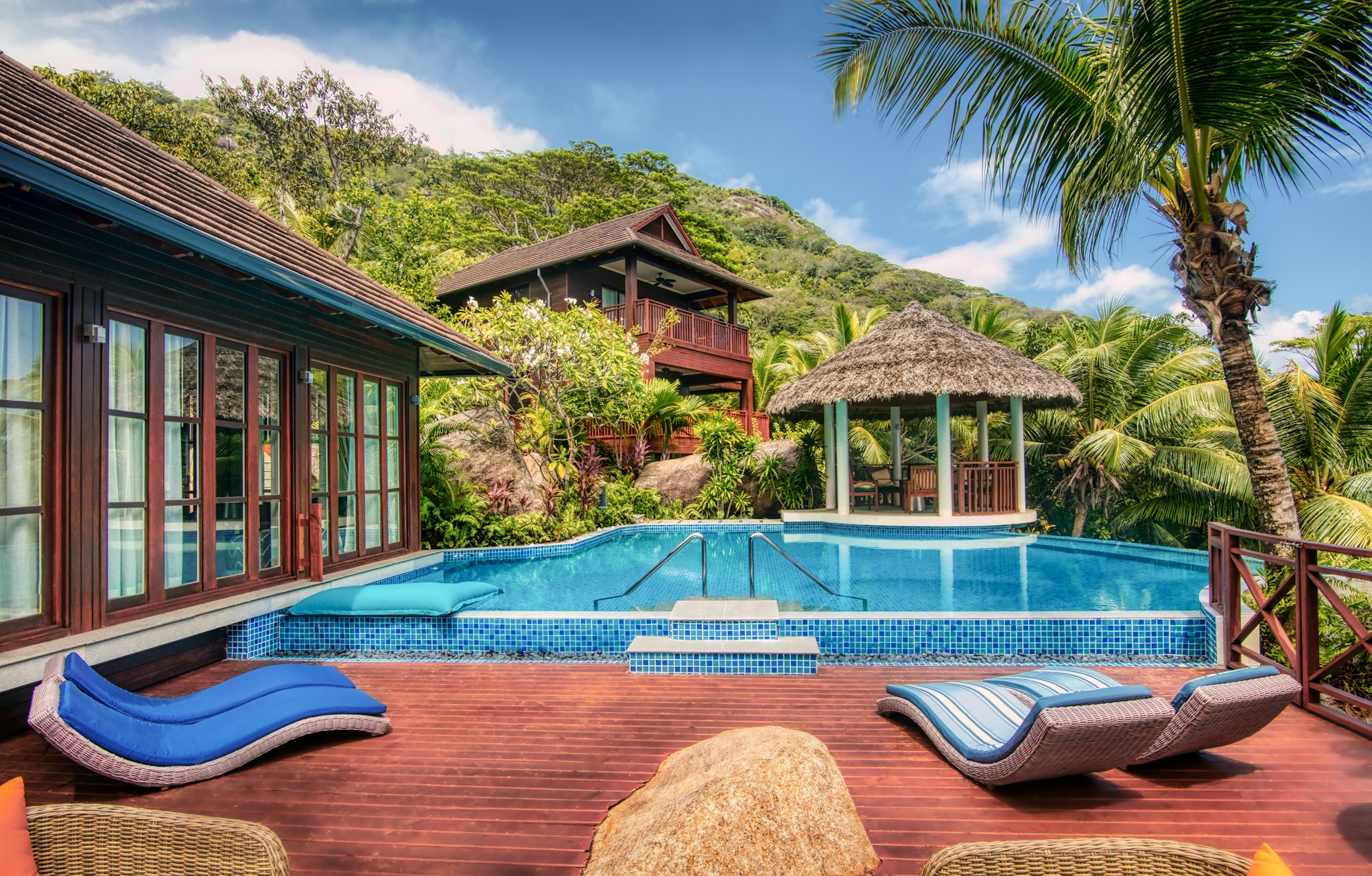 Two Bedroom Labriz Retreat - Pool