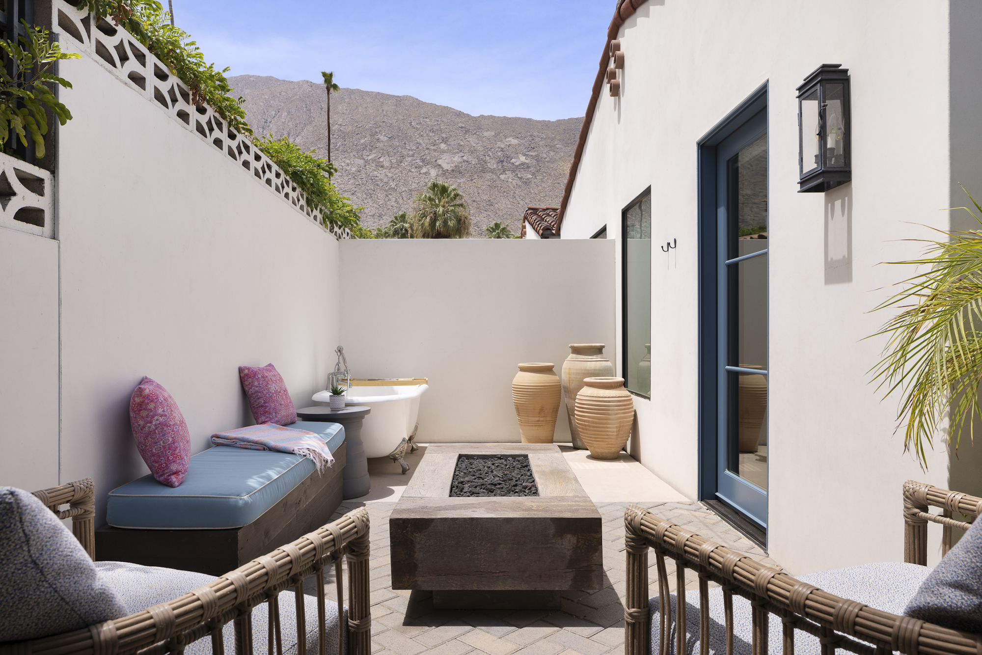 King Villa - Back Patio