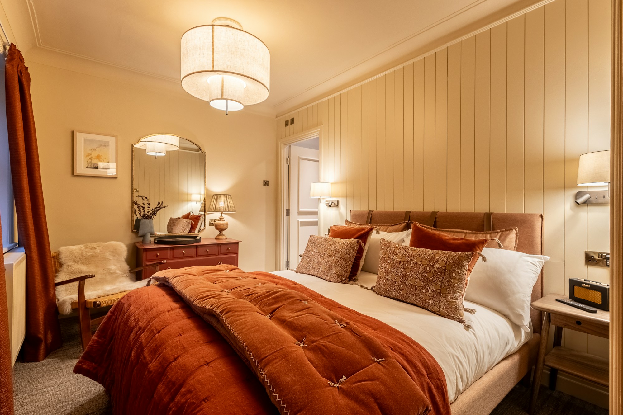 Pinewood Suite - Bedroom