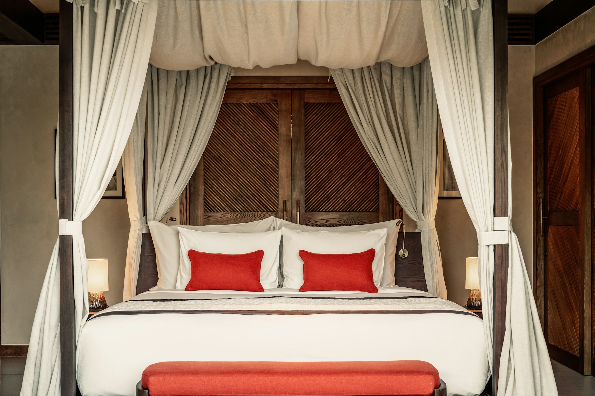 Honeymoon Villa Interior Namia River Retreat SLH