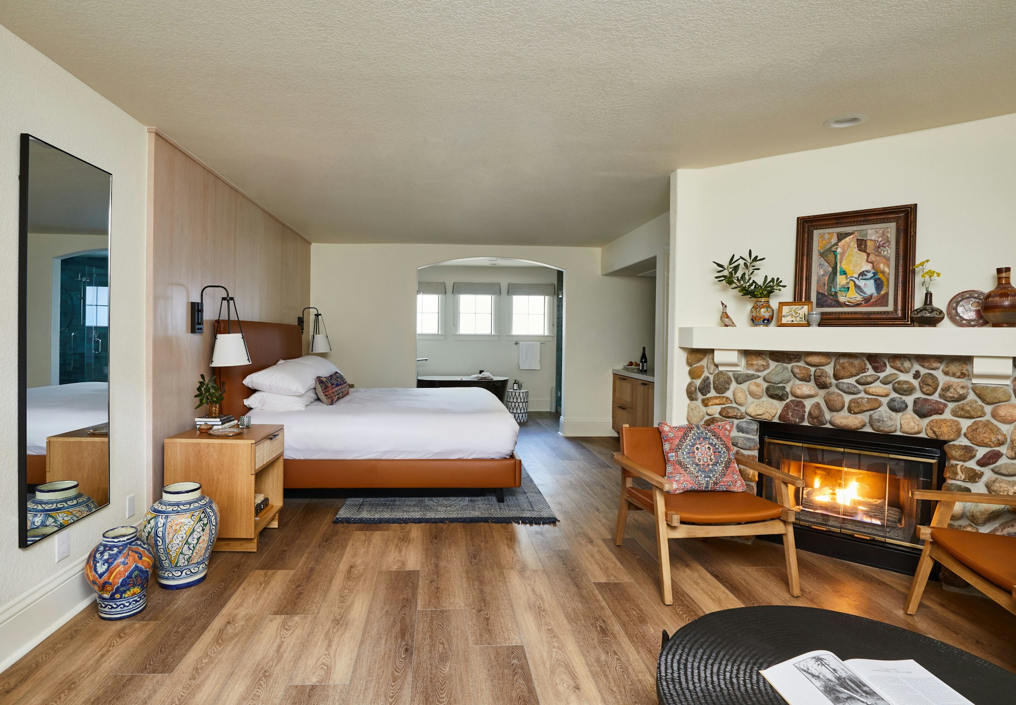 Cazadero King Cedar Tub - Room 23