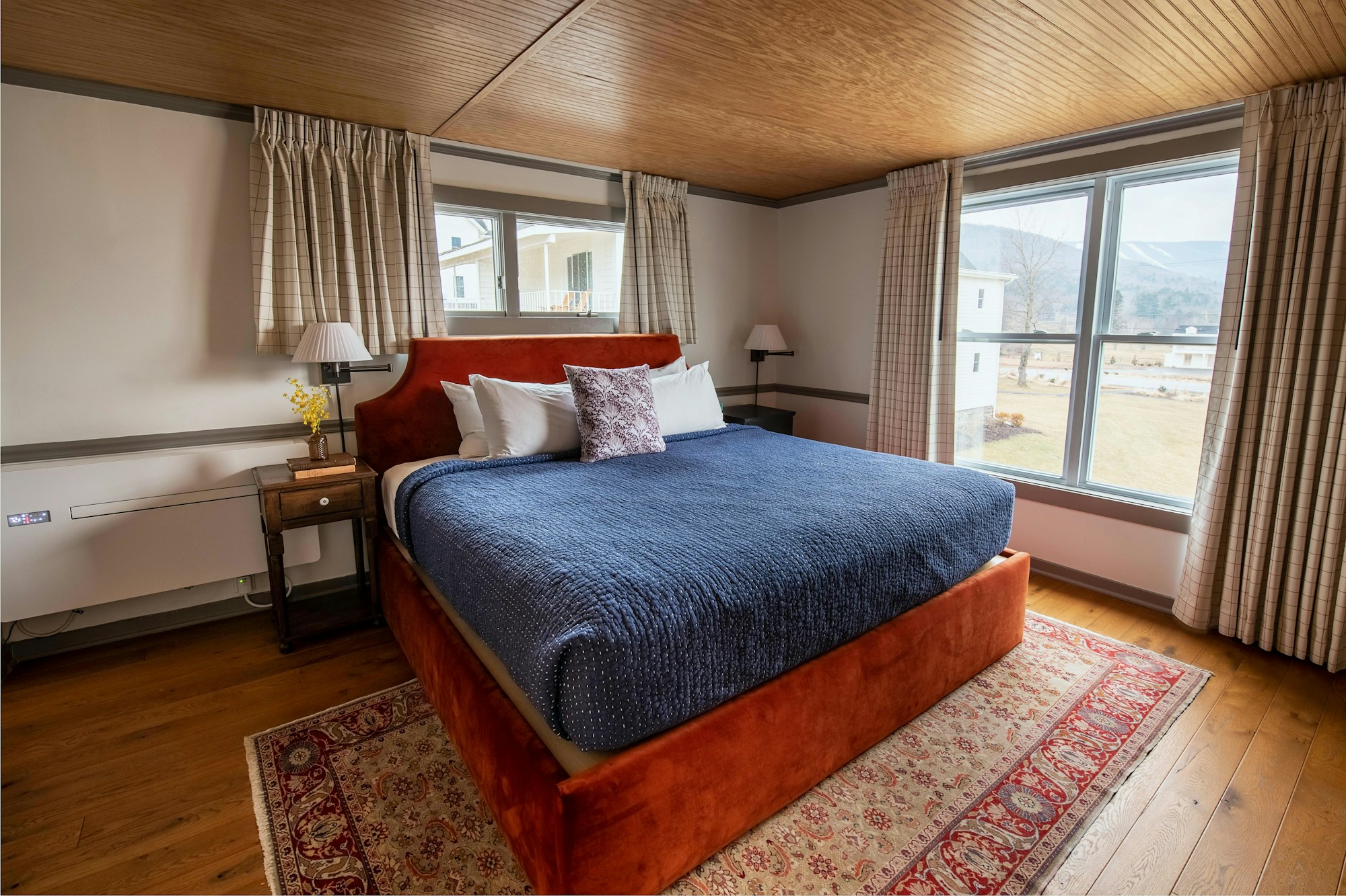 Tamarack Big Suite