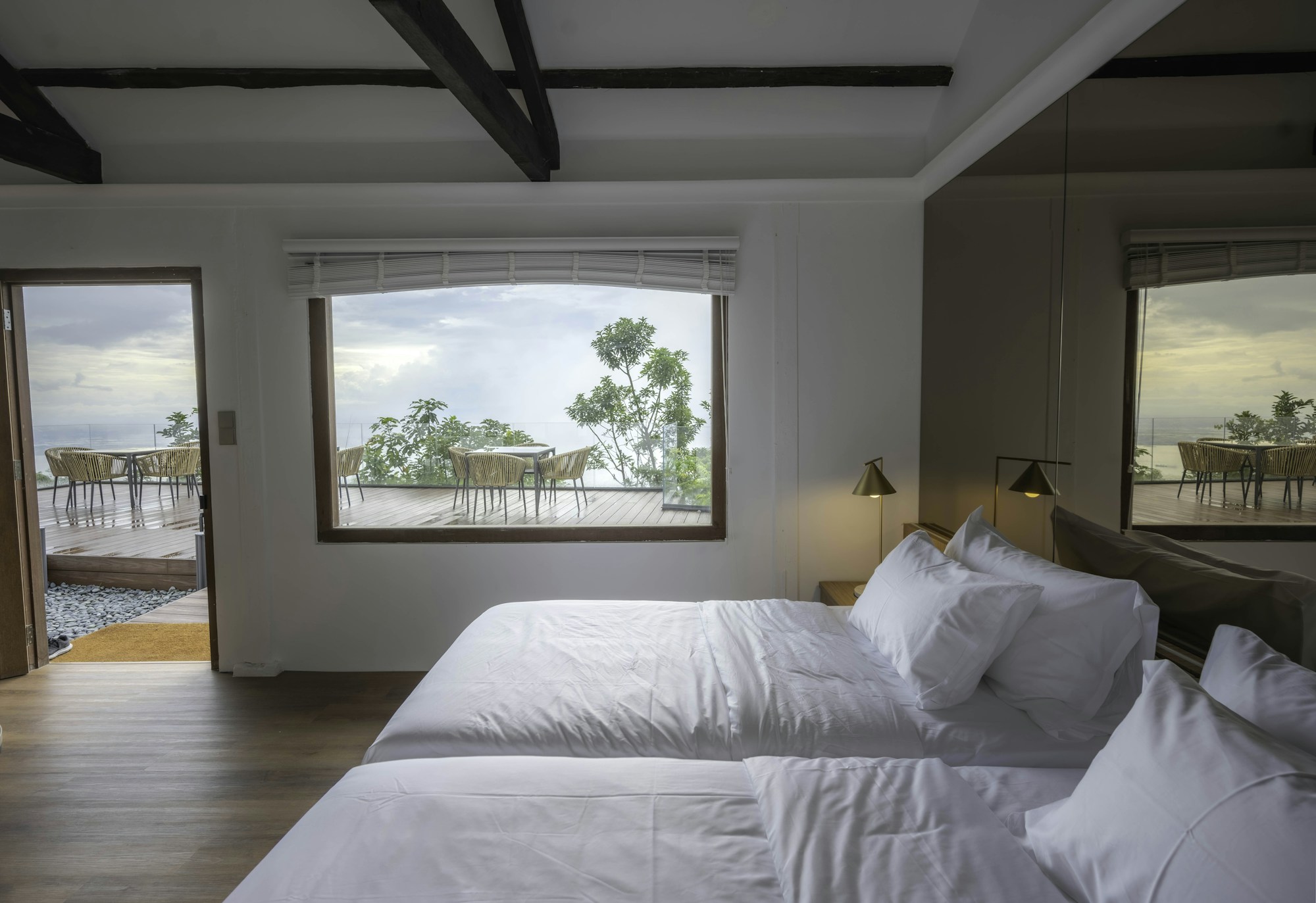 Tiger Orchid - Bedroom