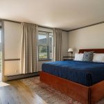 Windham View King W Balcony Accessible