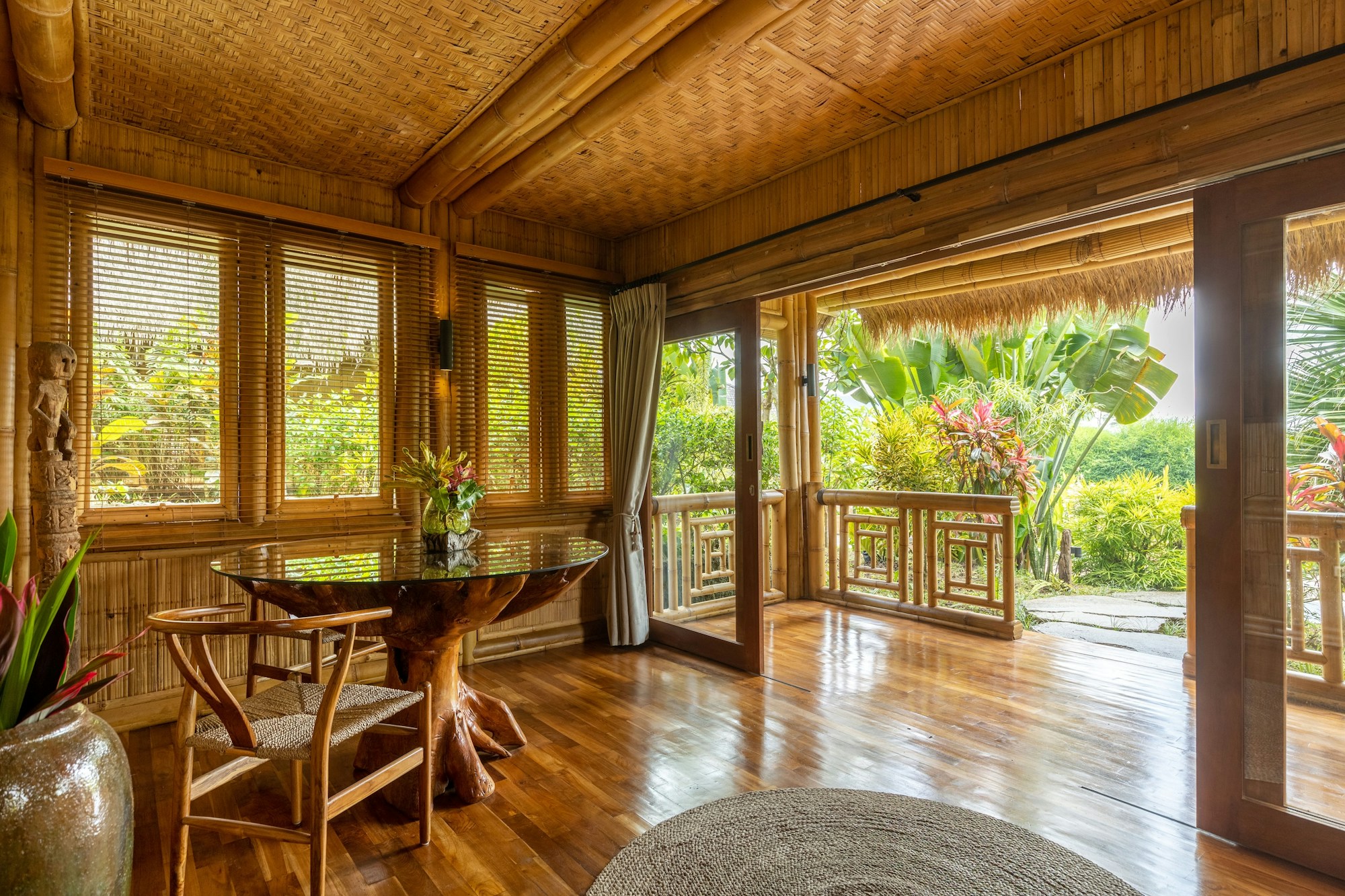 Alila Villa - Dining Area