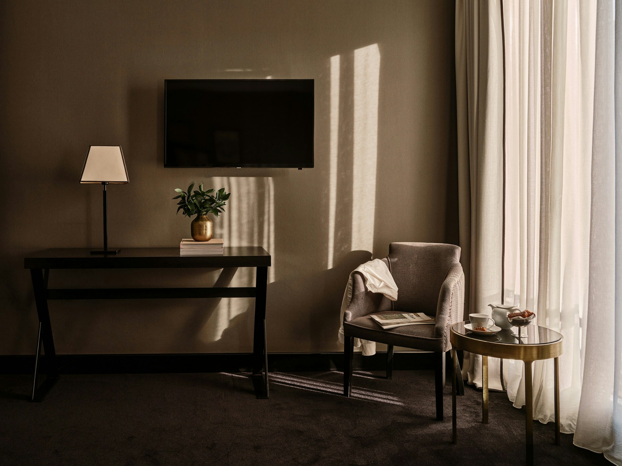 Deluxe City Views - Room Details